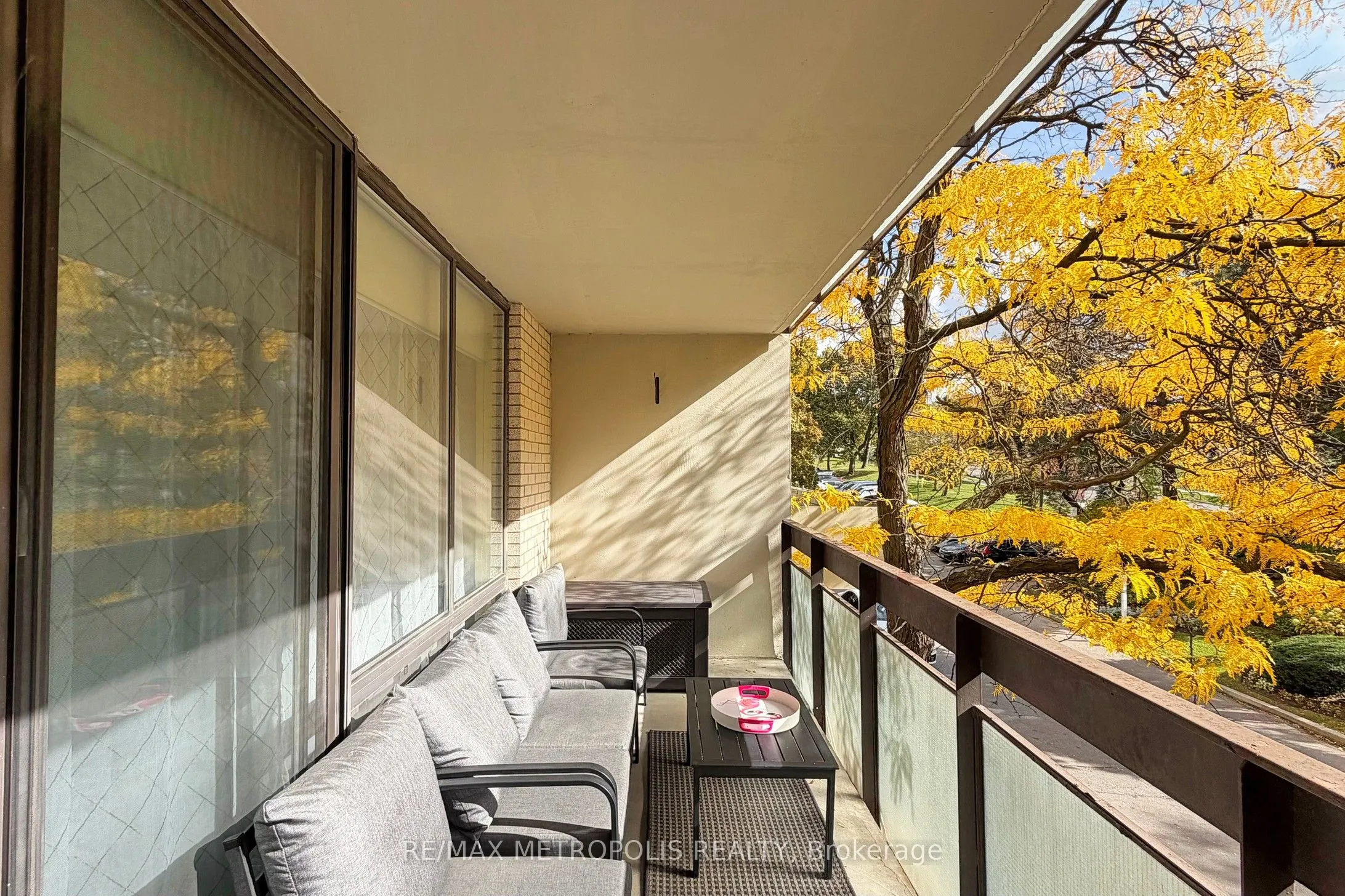 260 Seneca Hill Drive, #206
