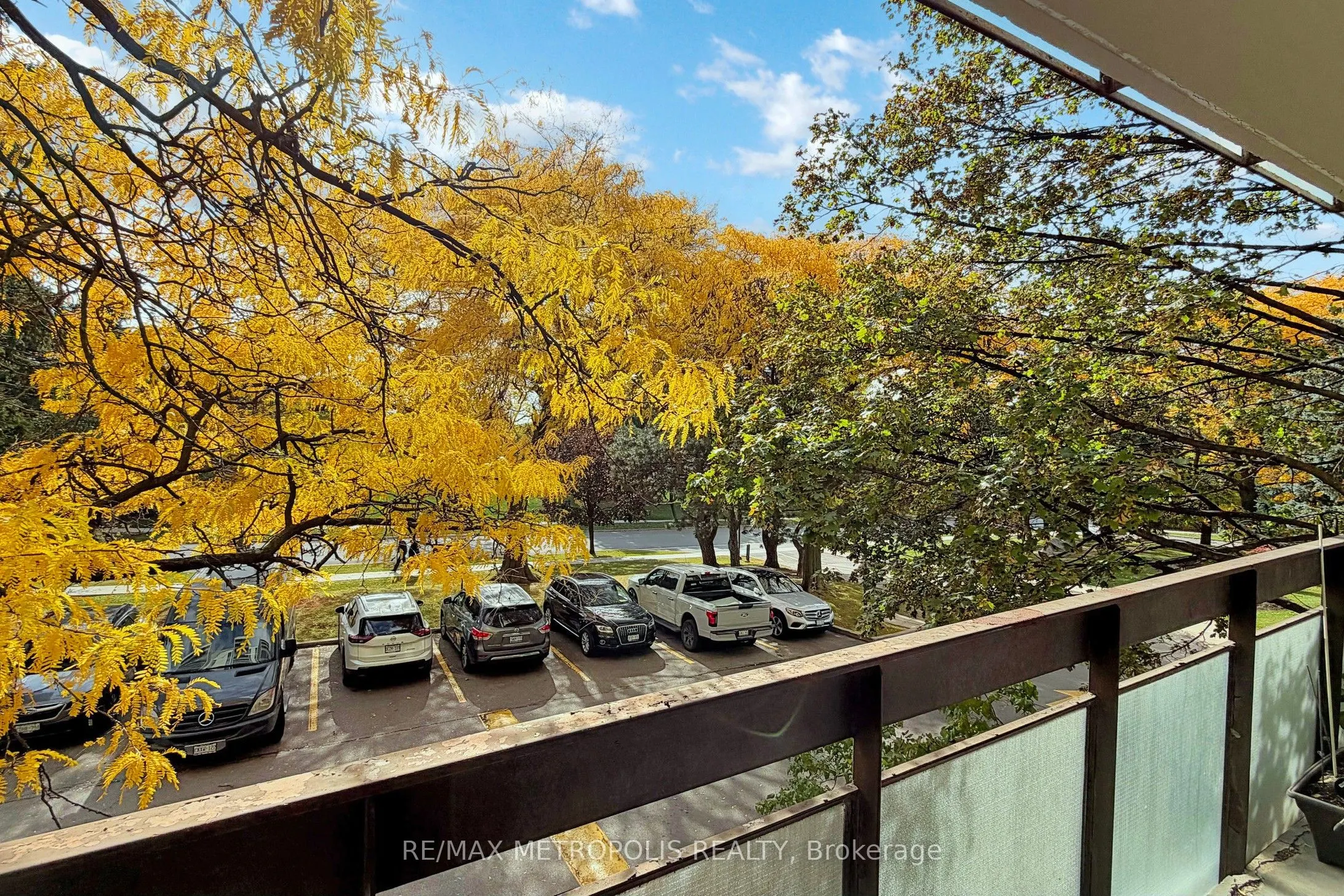 260 Seneca Hill Drive, #206