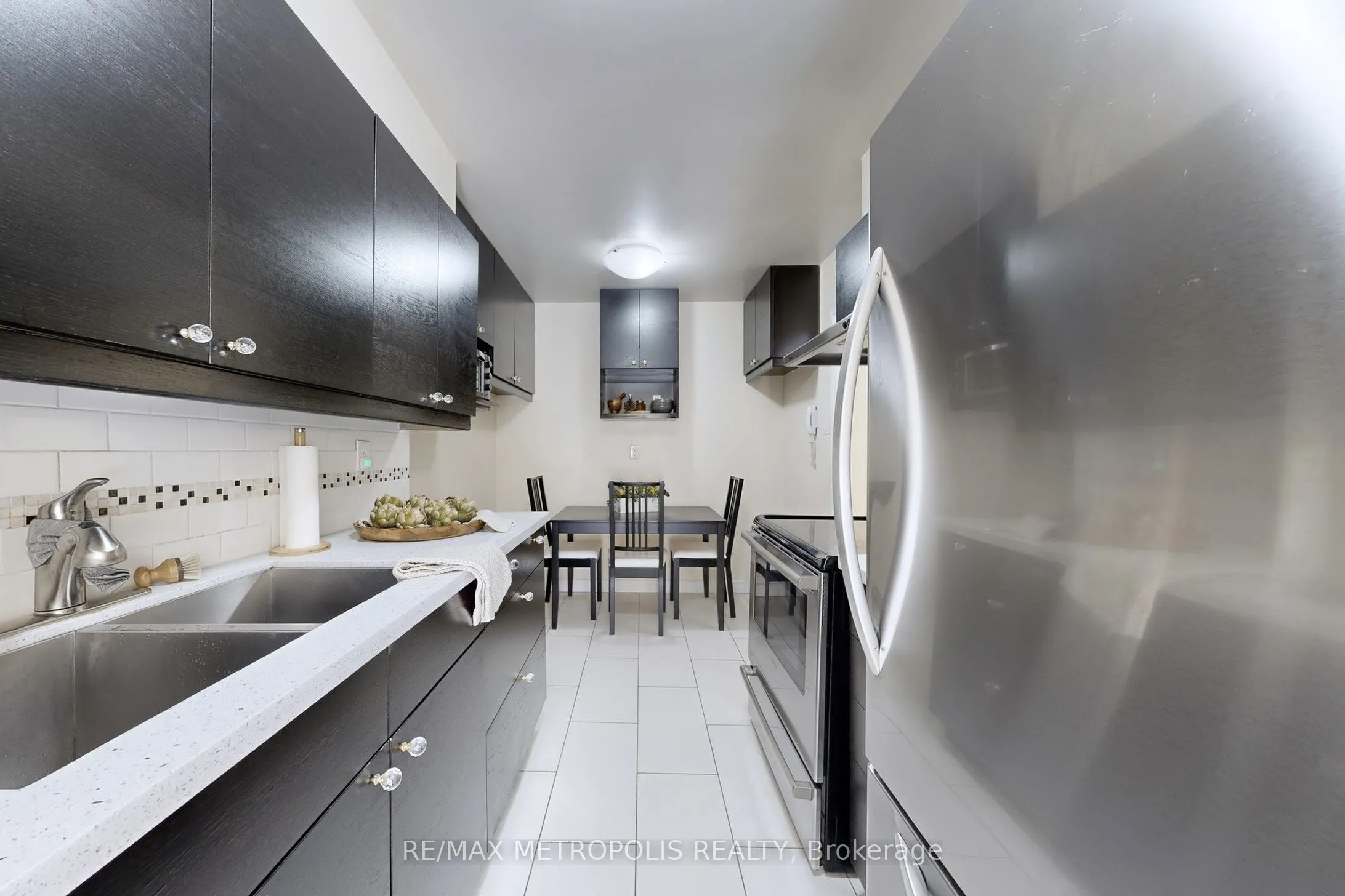 260 Seneca Hill Drive, #206