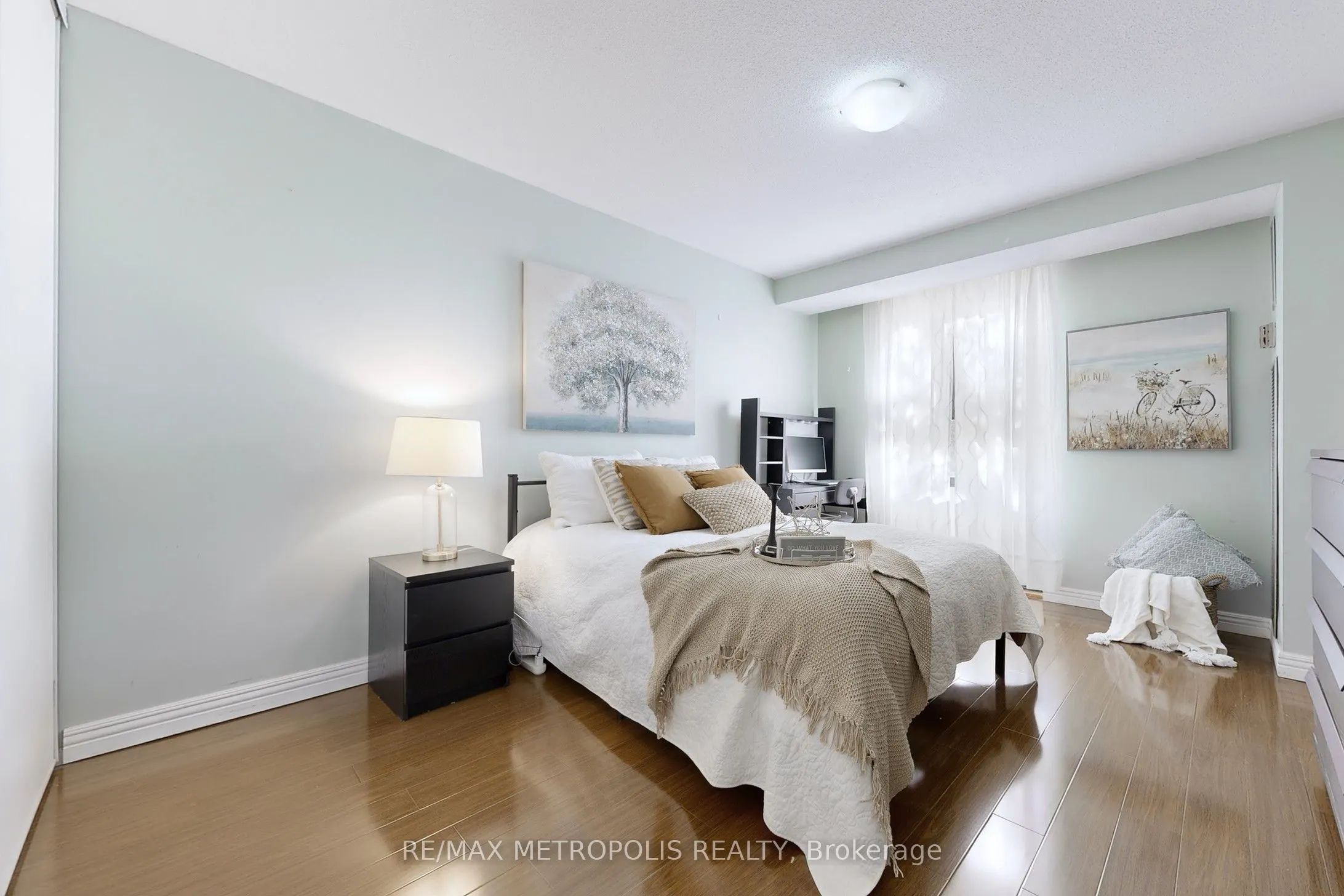 260 Seneca Hill Drive, #206