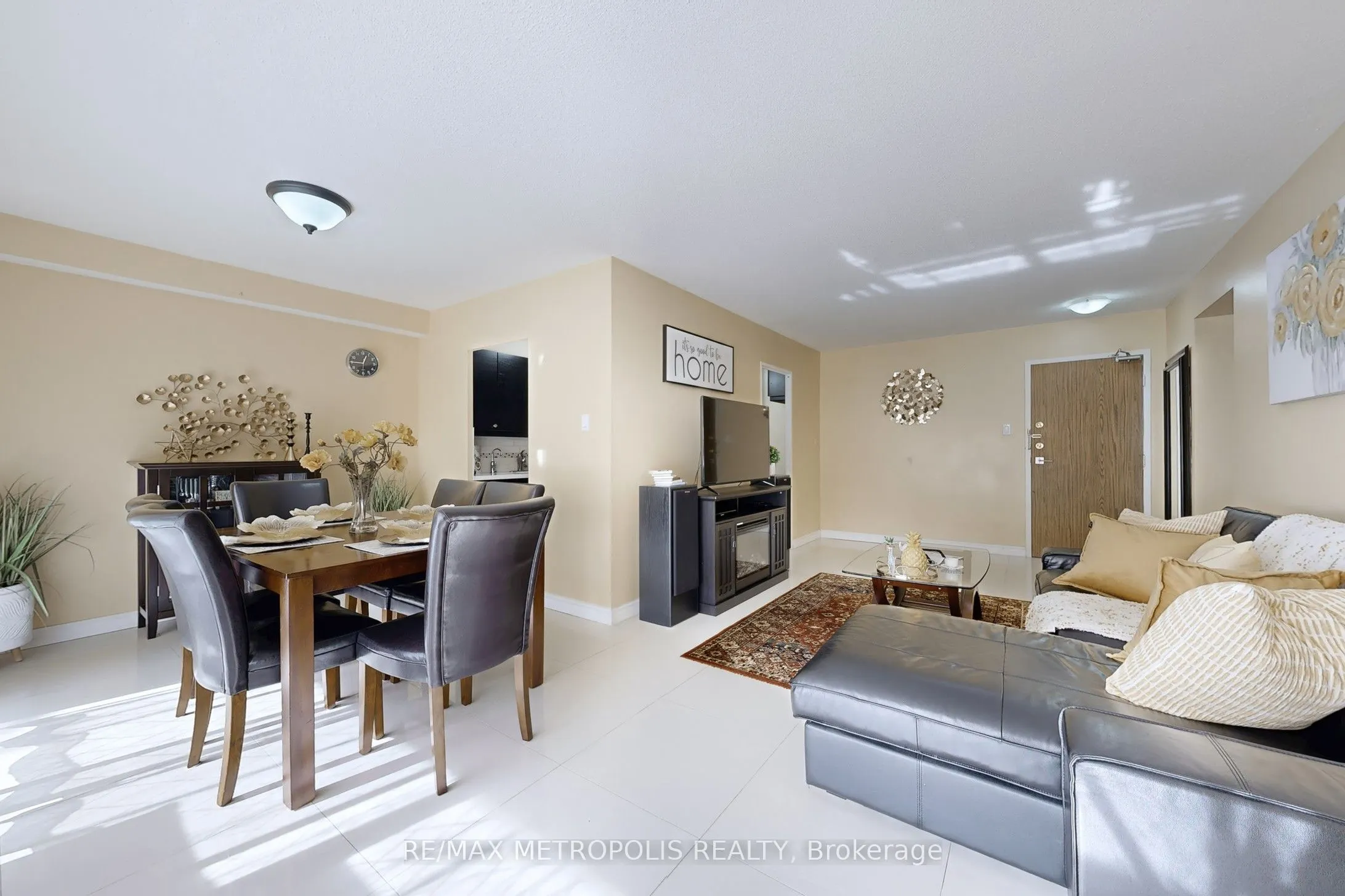 260 Seneca Hill Drive, #206