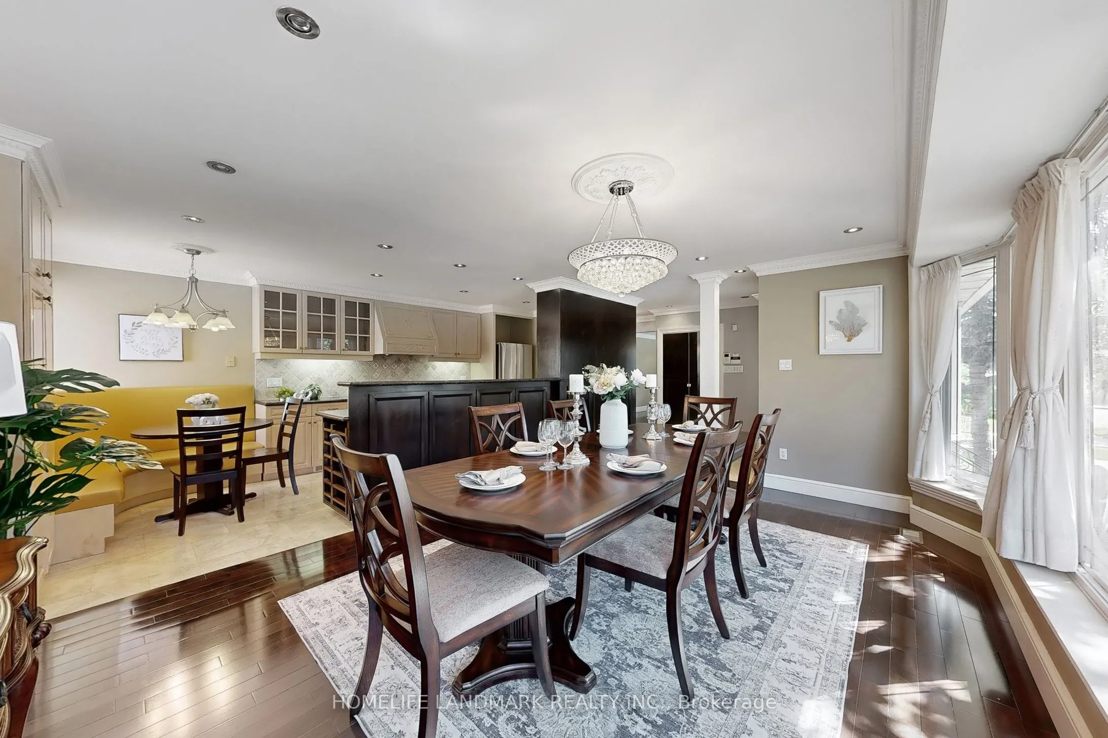 61 Whittaker Crescent