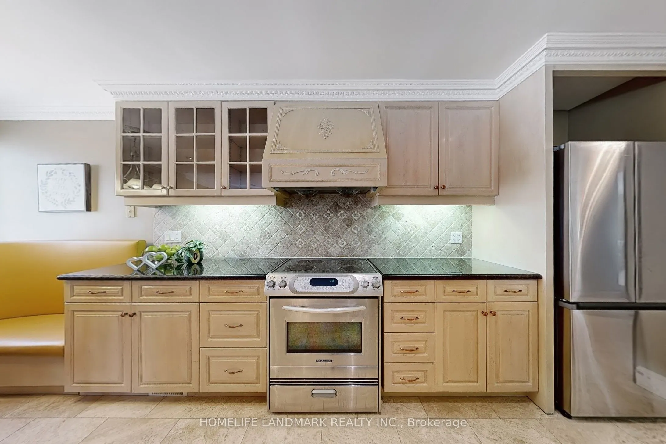 61 Whittaker Crescent