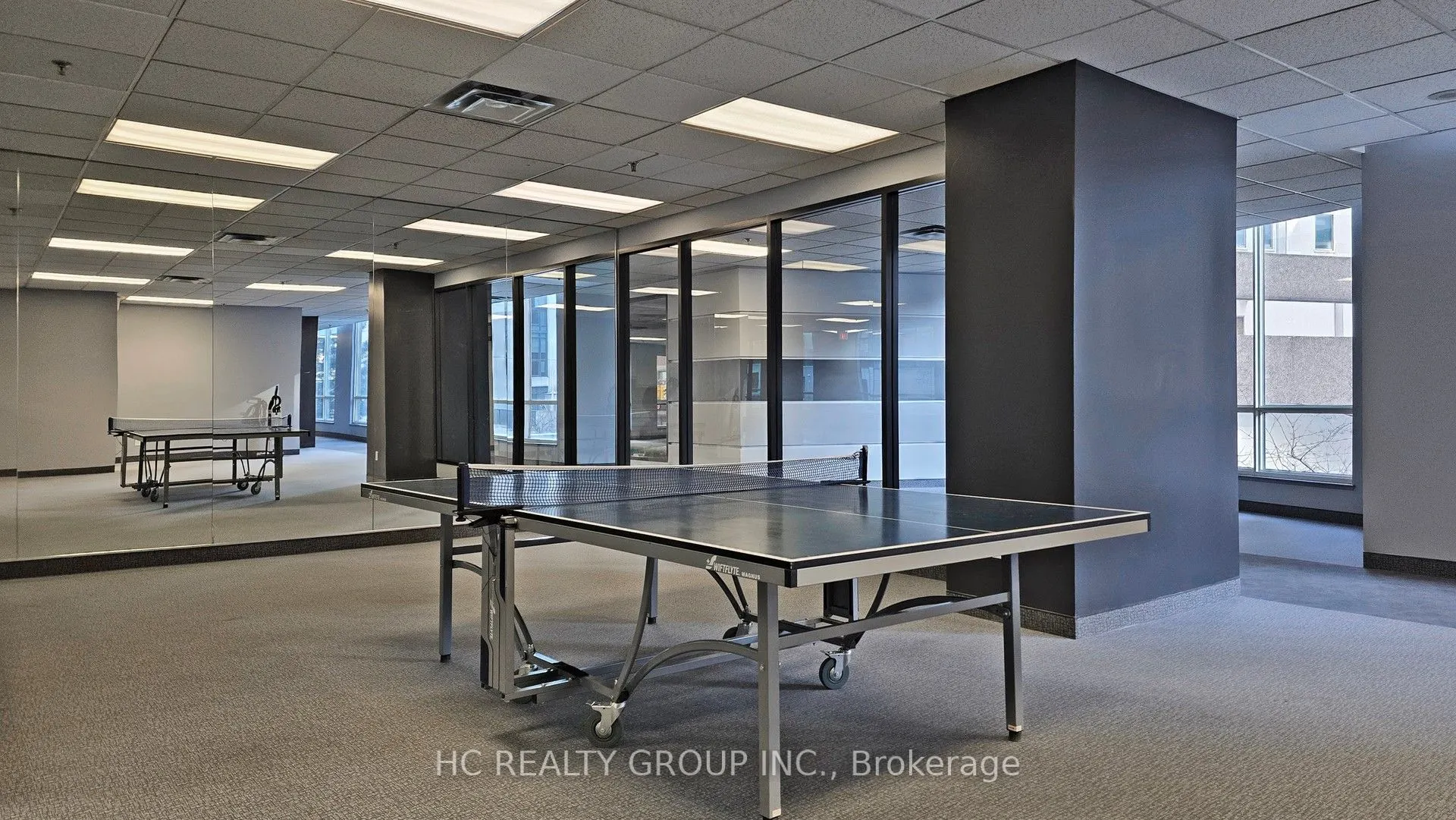 7 Carlton Street, #905