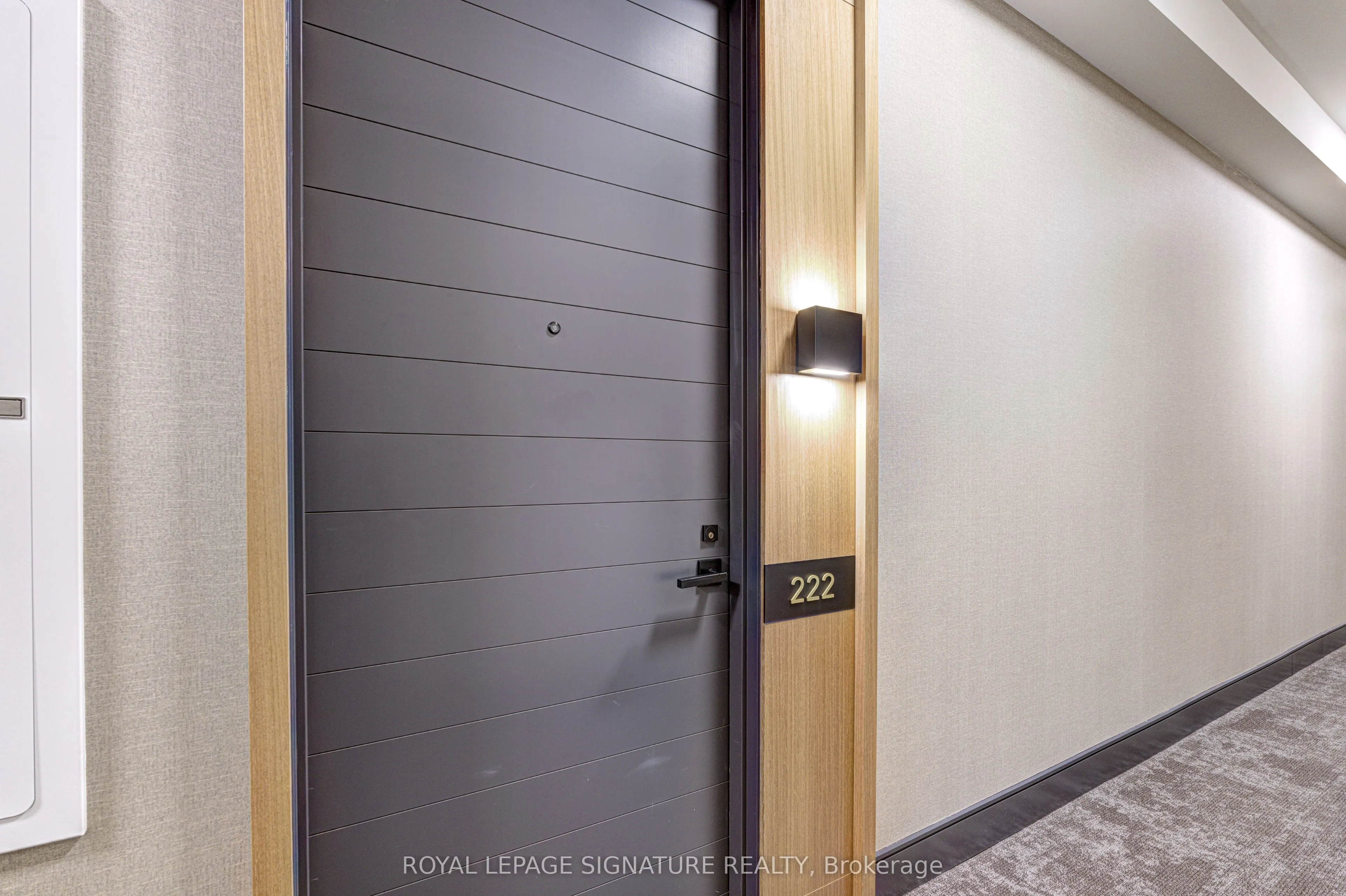 25 Adra Grade Way, #222