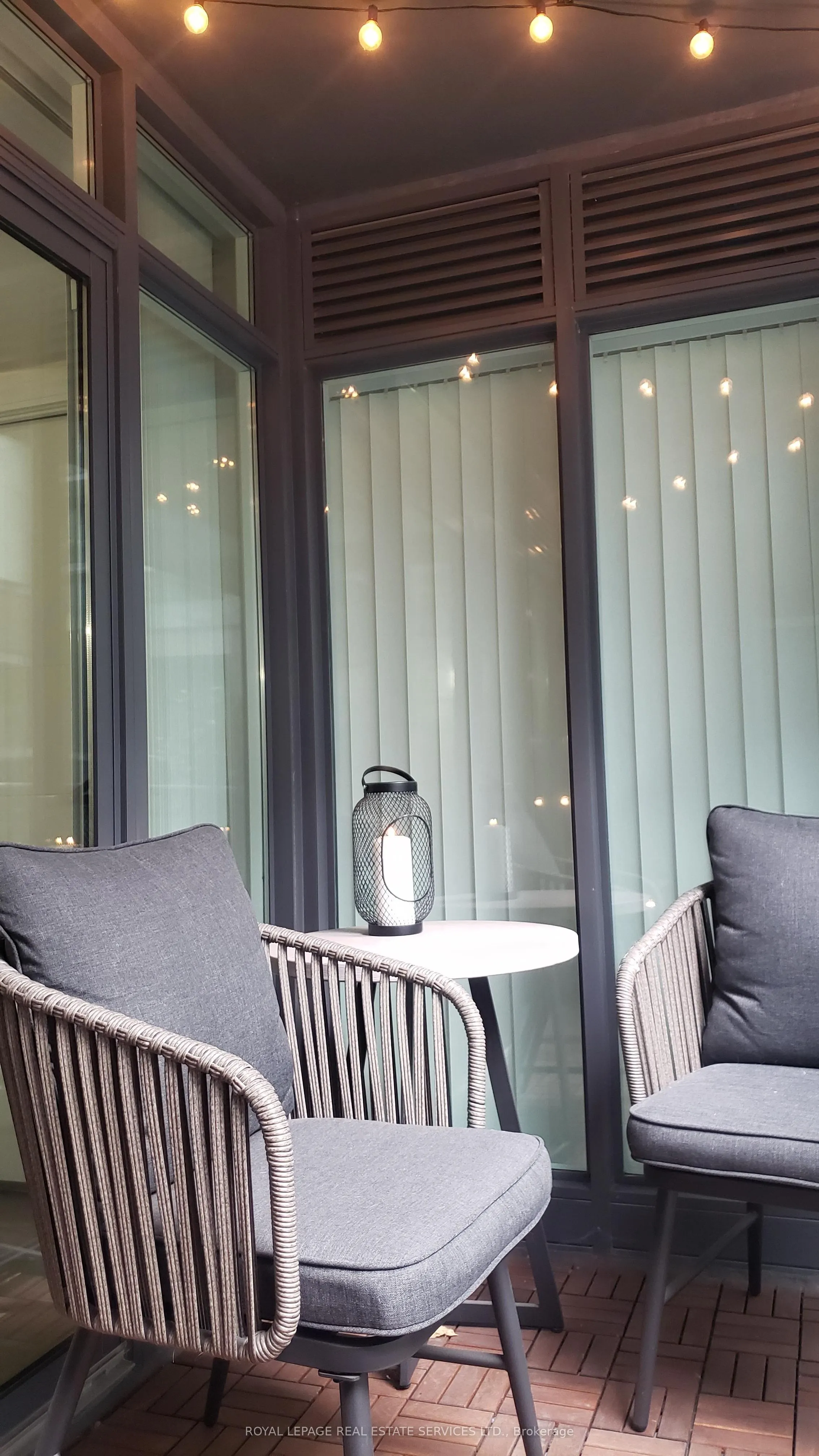 525 Adelaide Street W, #601