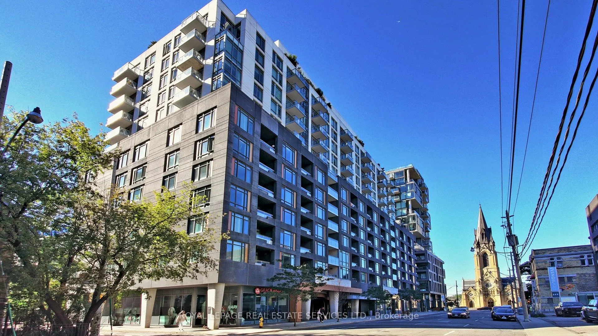 525 Adelaide Street W, #601