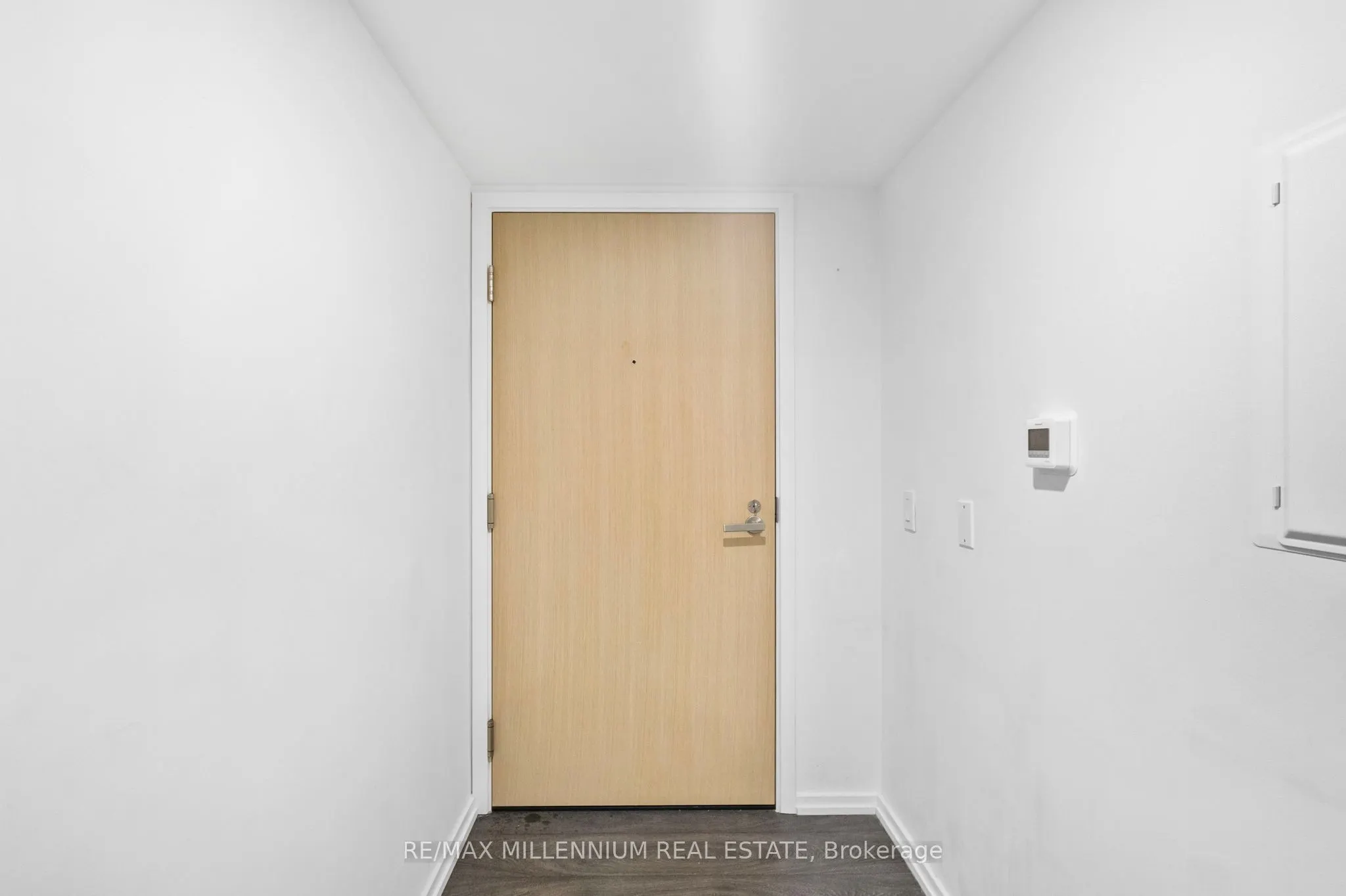 5 Soudan Avenue, #802