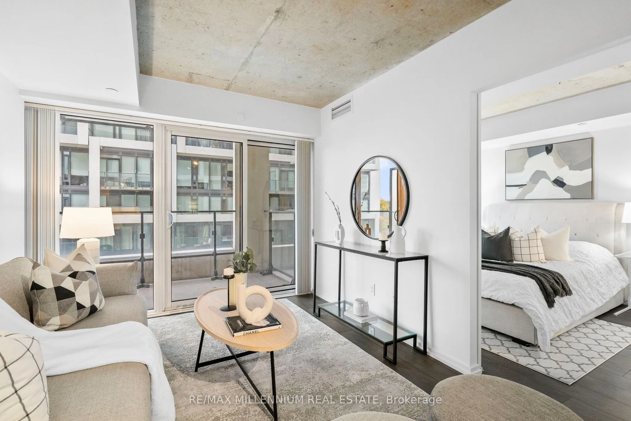 5 Soudan Avenue, #802