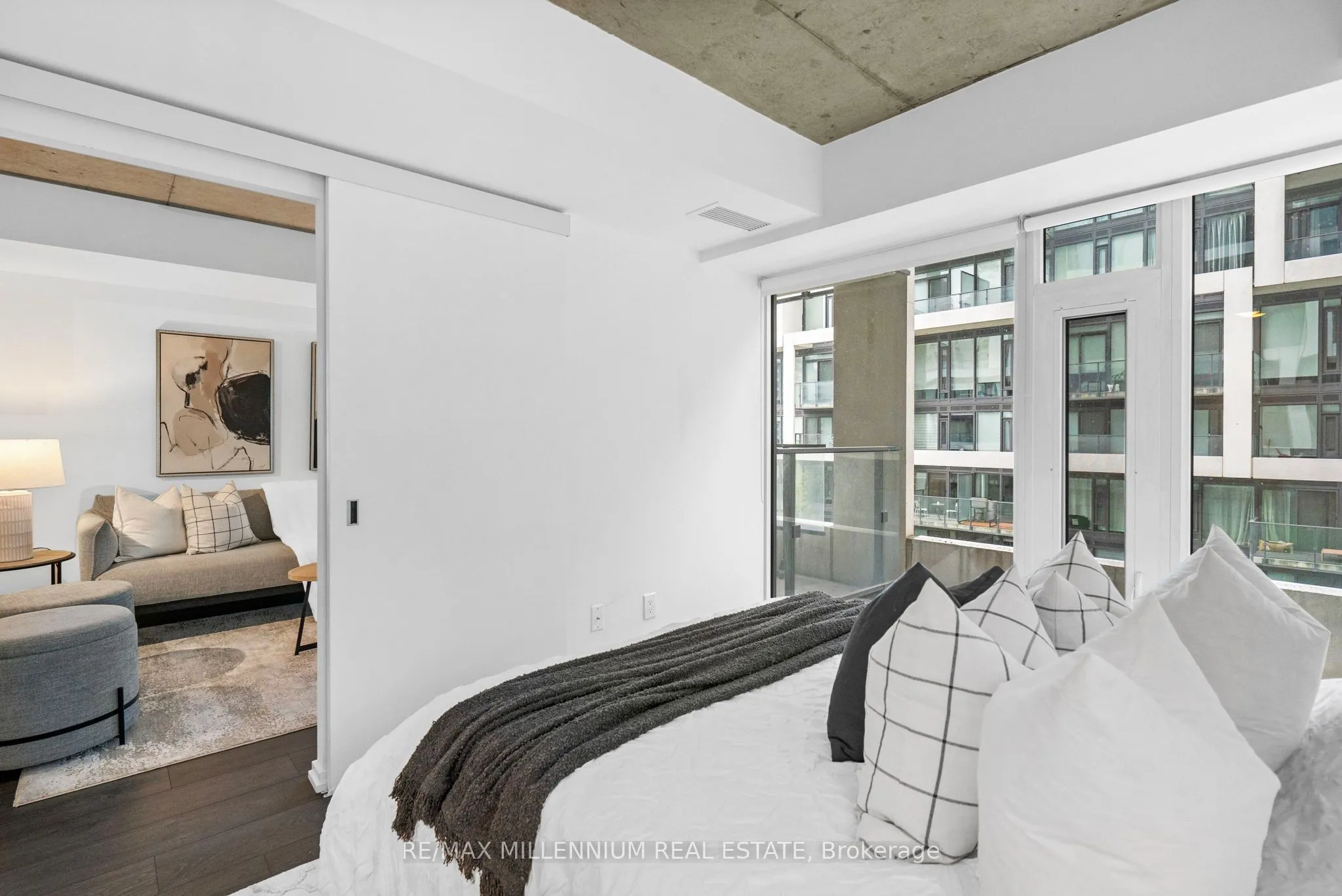 5 Soudan Avenue, #802