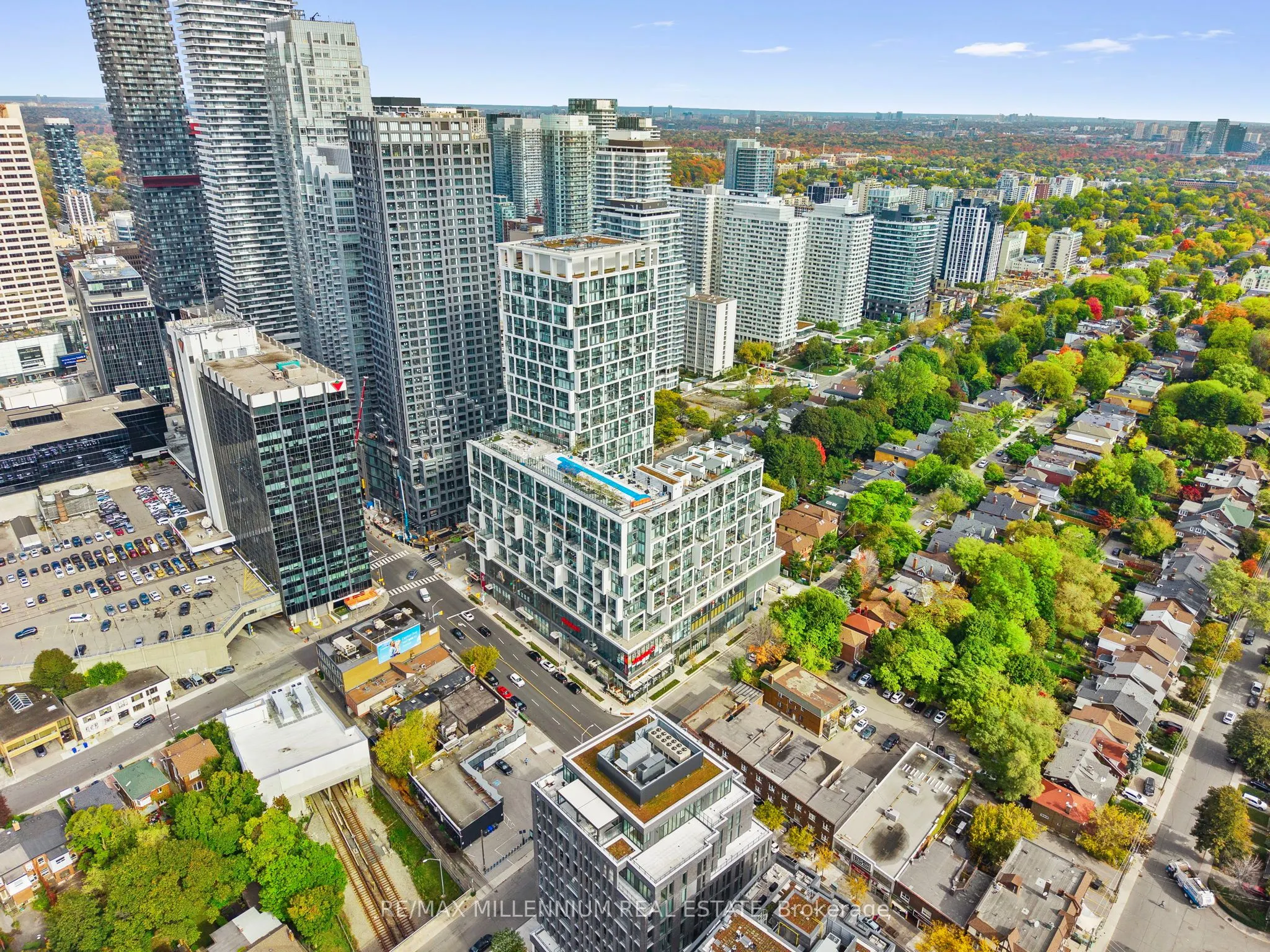 5 Soudan Avenue, #802