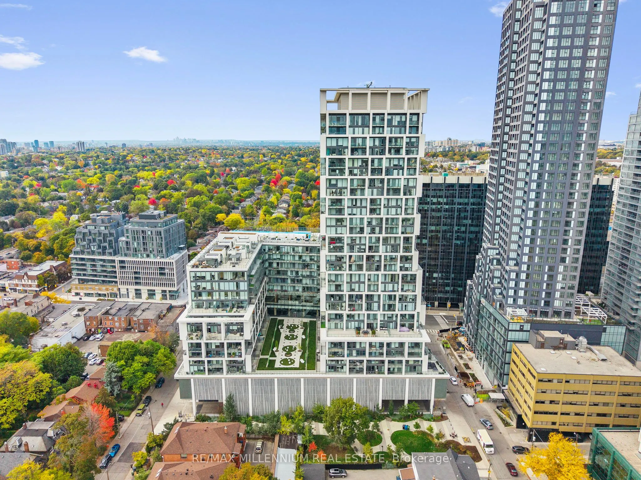 5 Soudan Avenue, #802