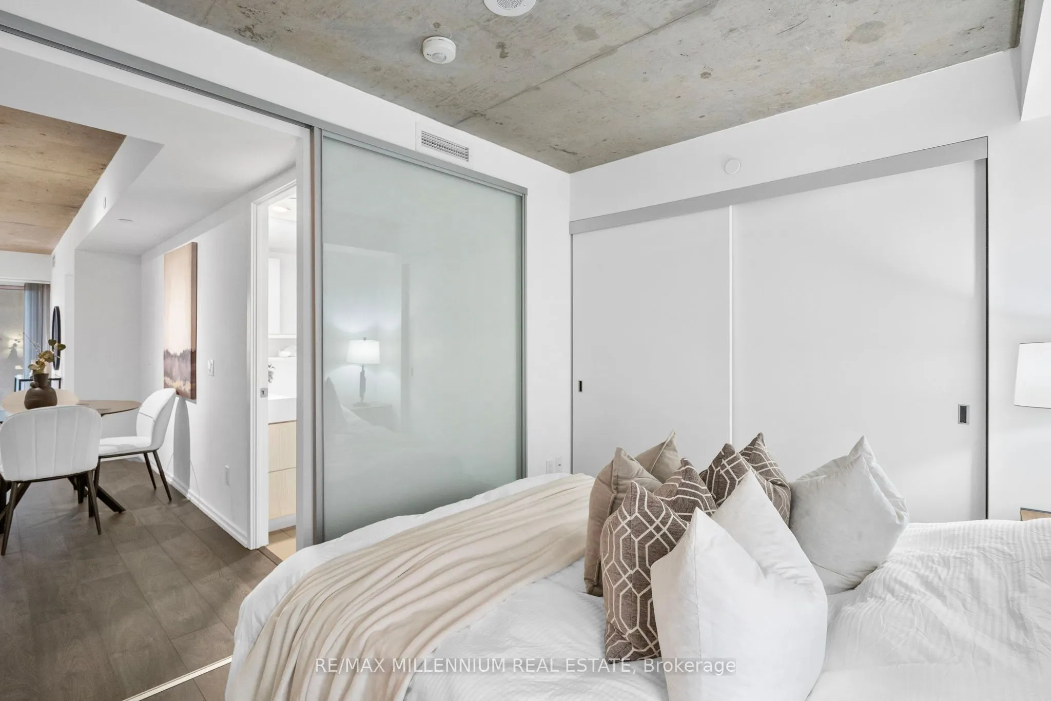 5 Soudan Avenue, #802