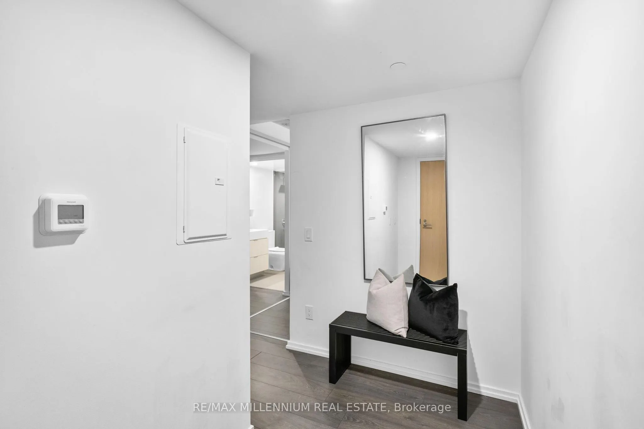 5 Soudan Avenue, #802
