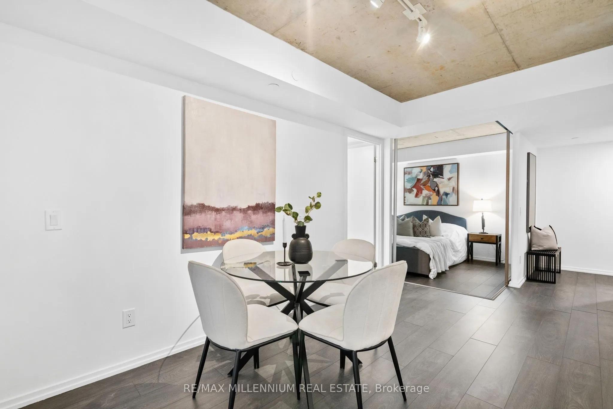 5 Soudan Avenue, #802