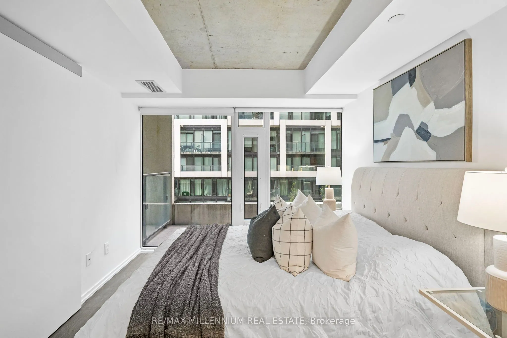 5 Soudan Avenue, #802