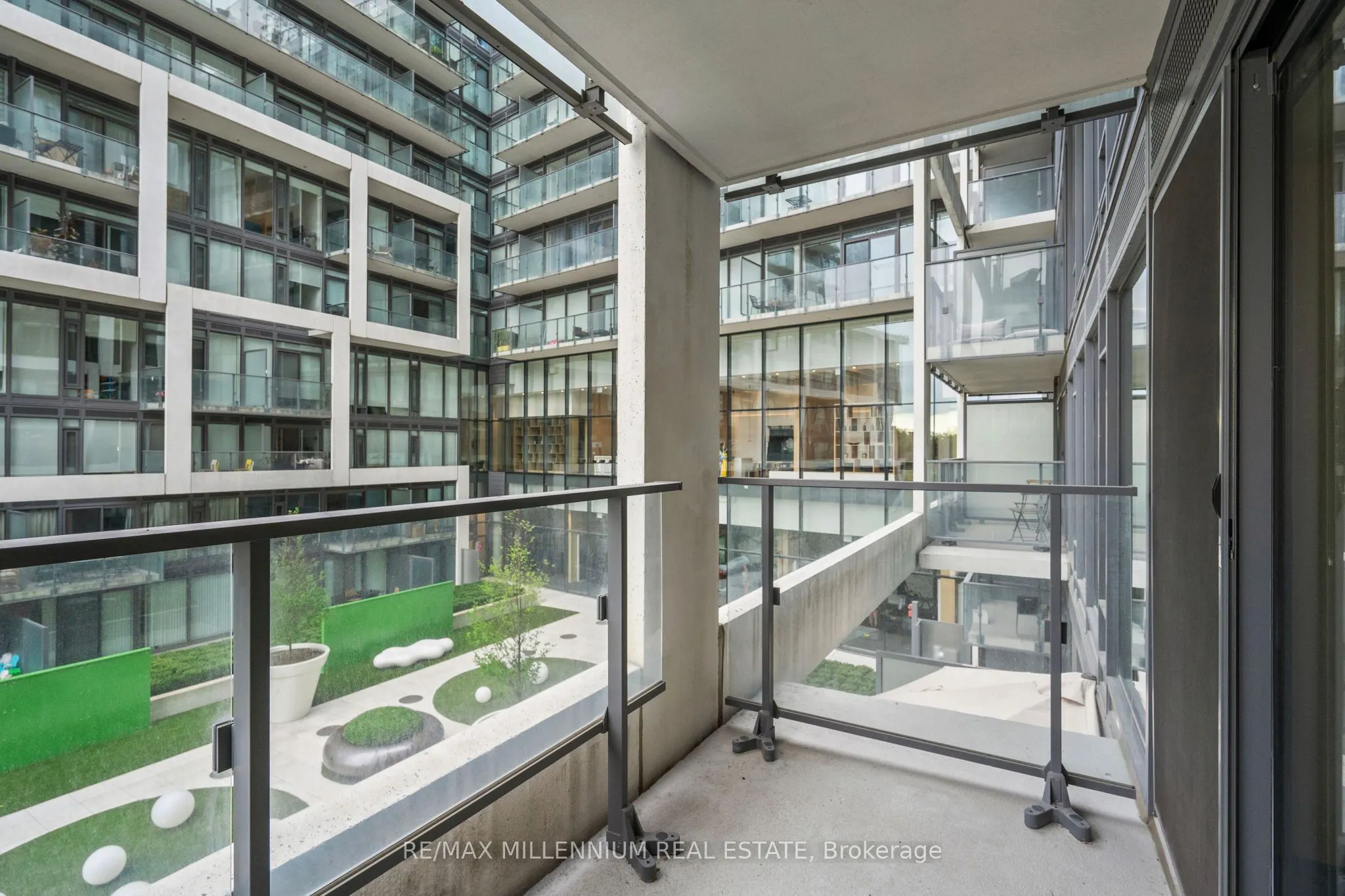 5 Soudan Avenue, #802