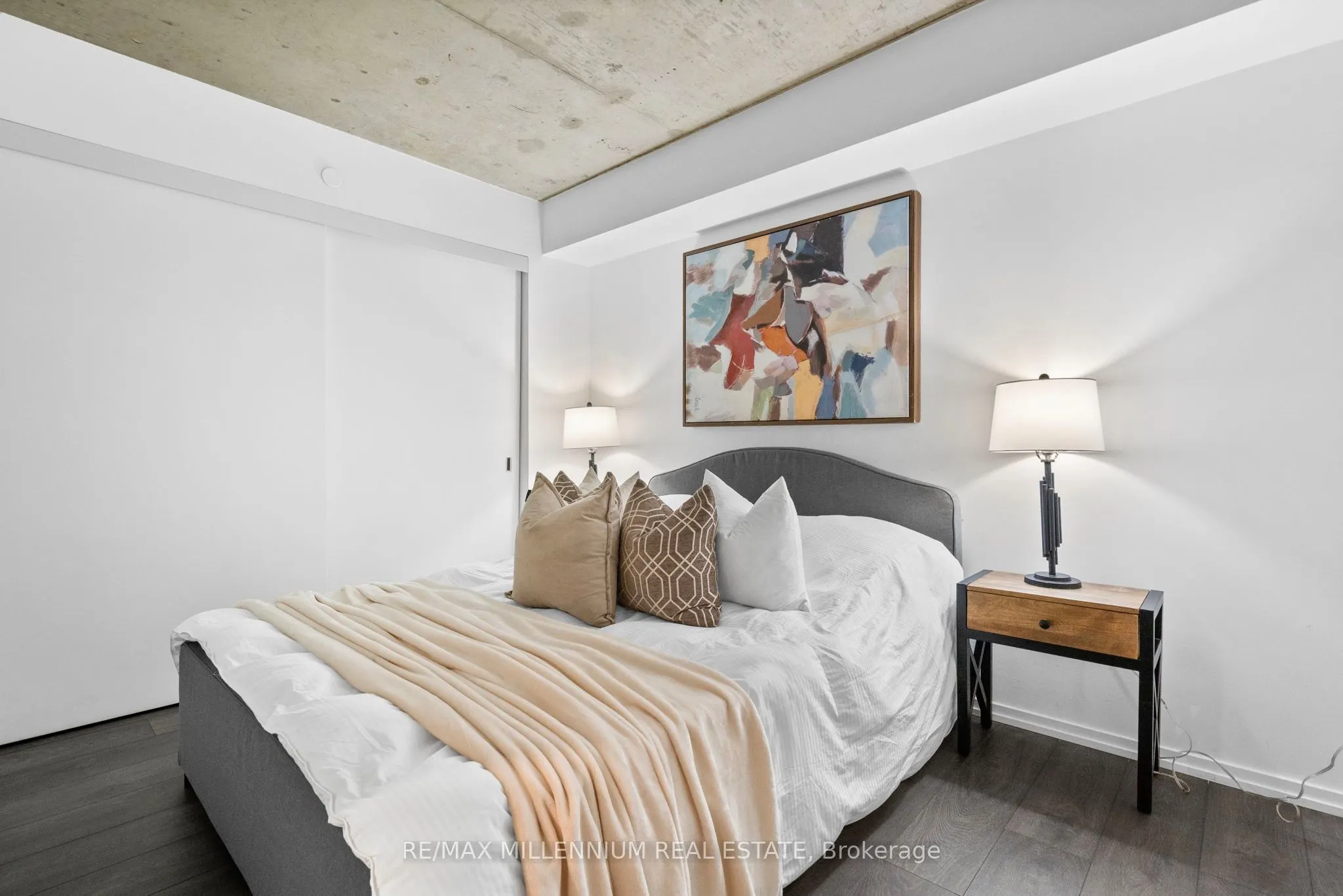 5 Soudan Avenue, #802