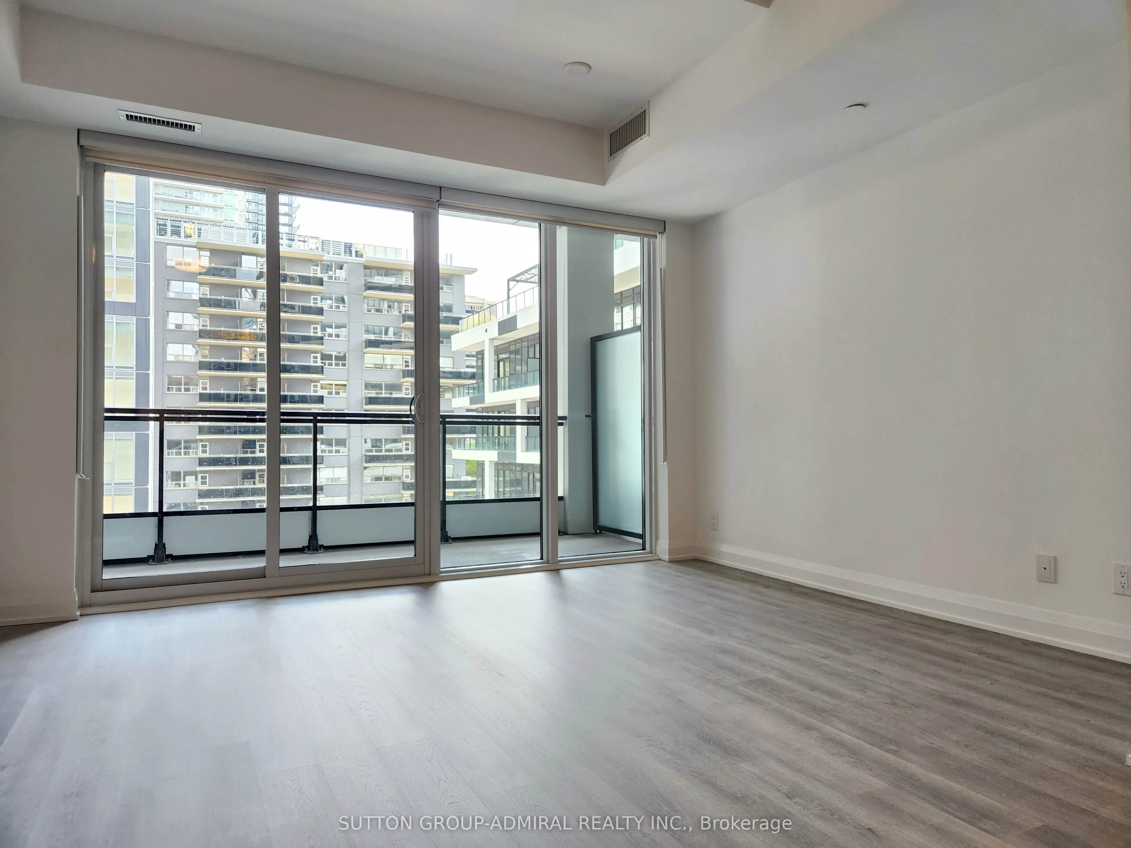65 Broadway Avenue, #319