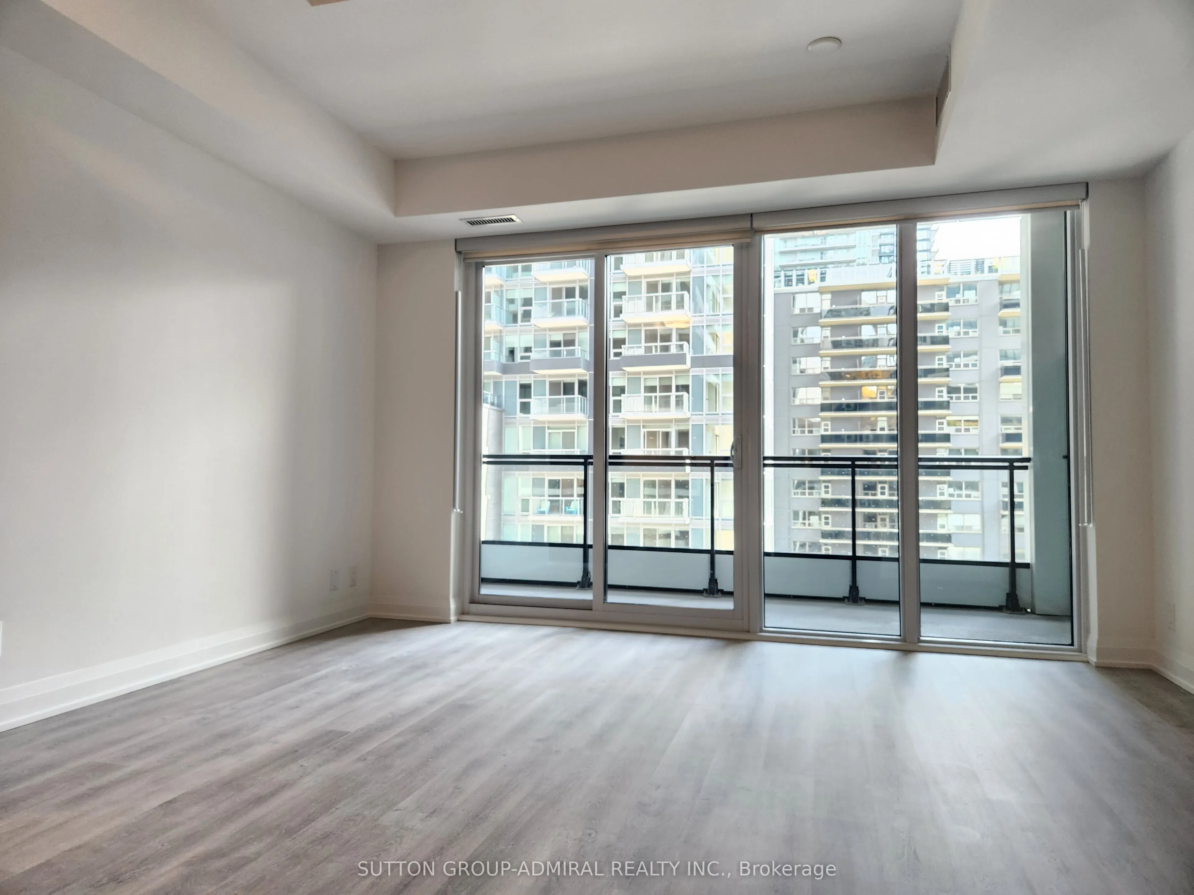 65 Broadway Avenue, #319