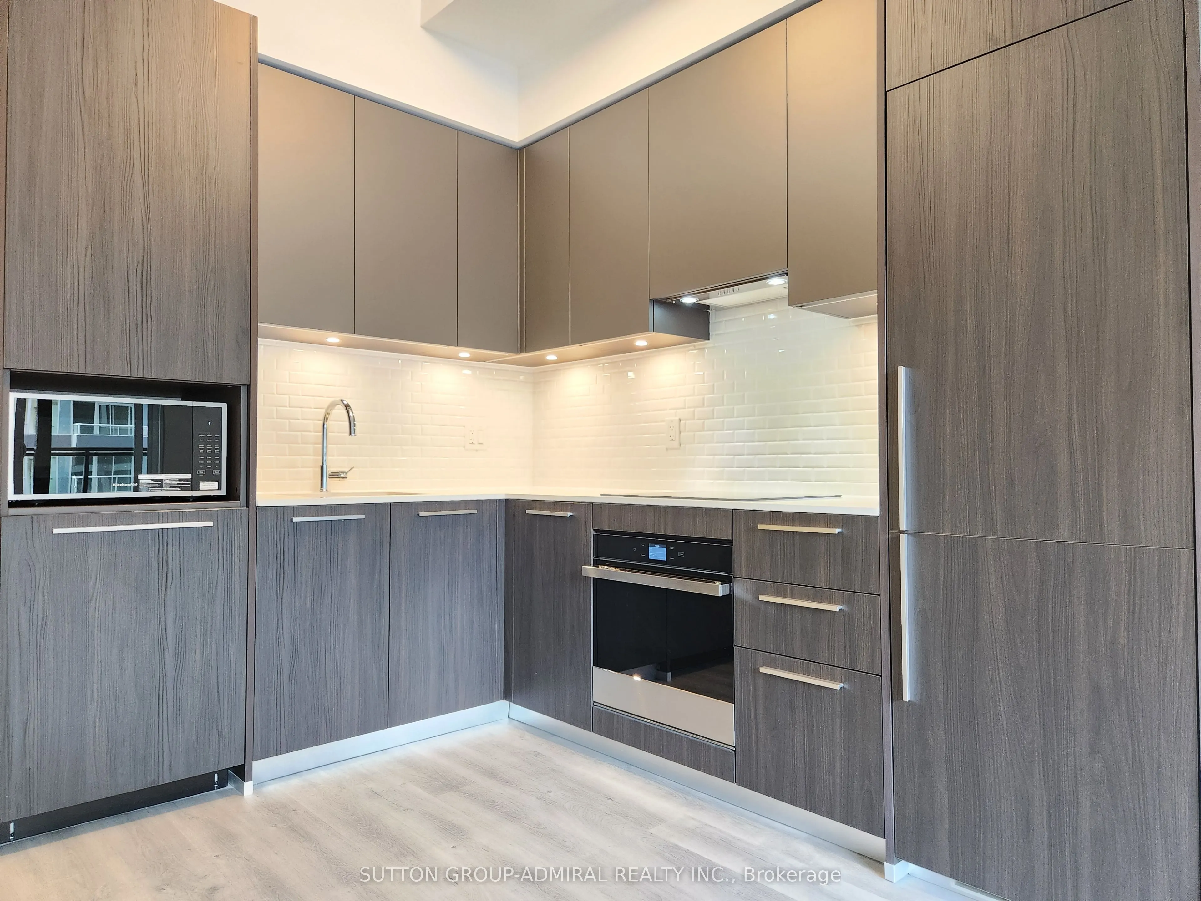 65 Broadway Avenue, #319