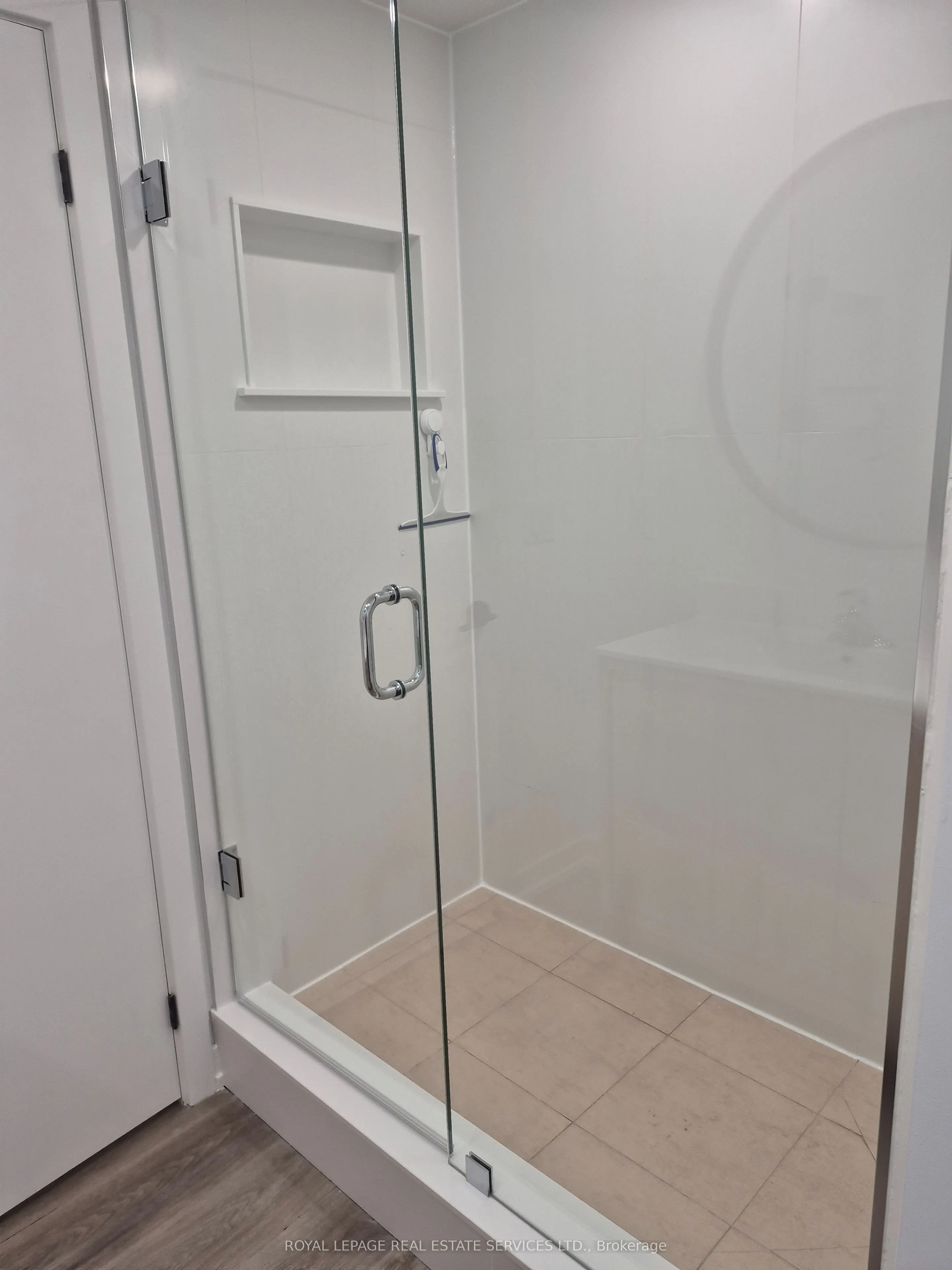 1073 College Street, #2nd Flr