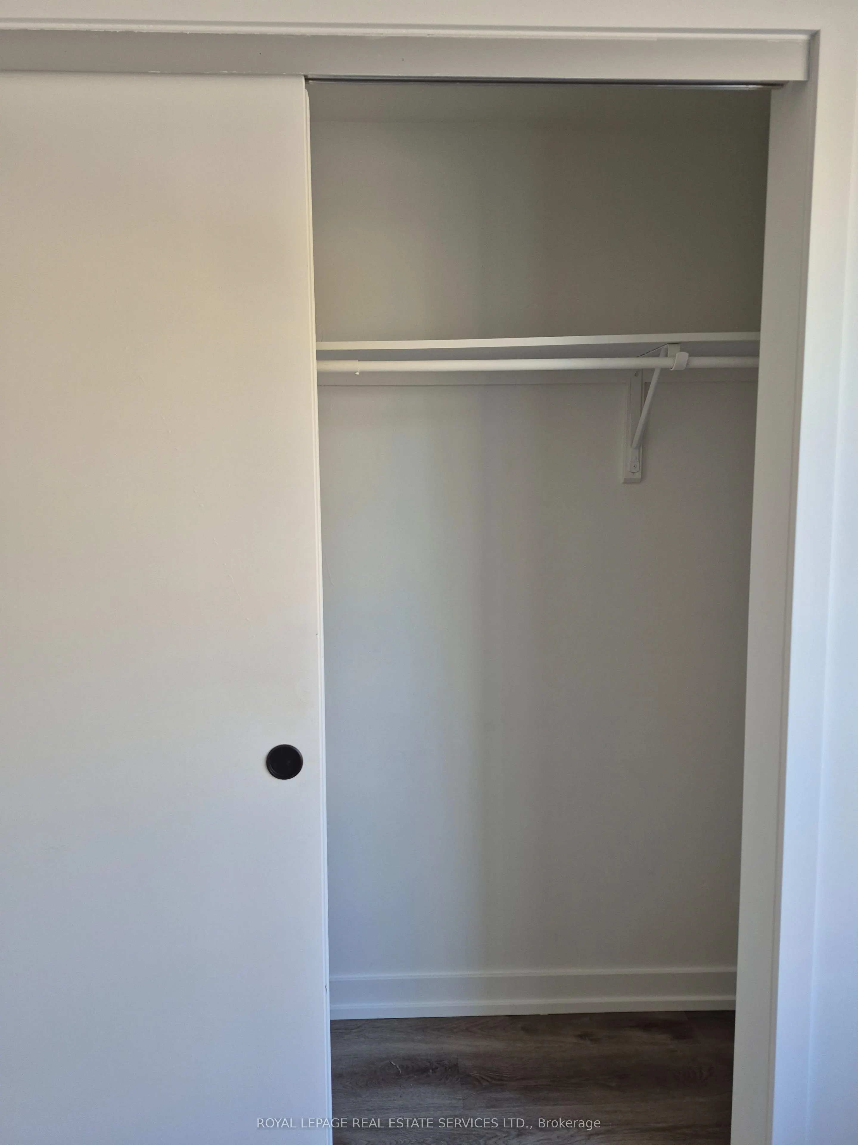 1073 College Street, #2nd Flr