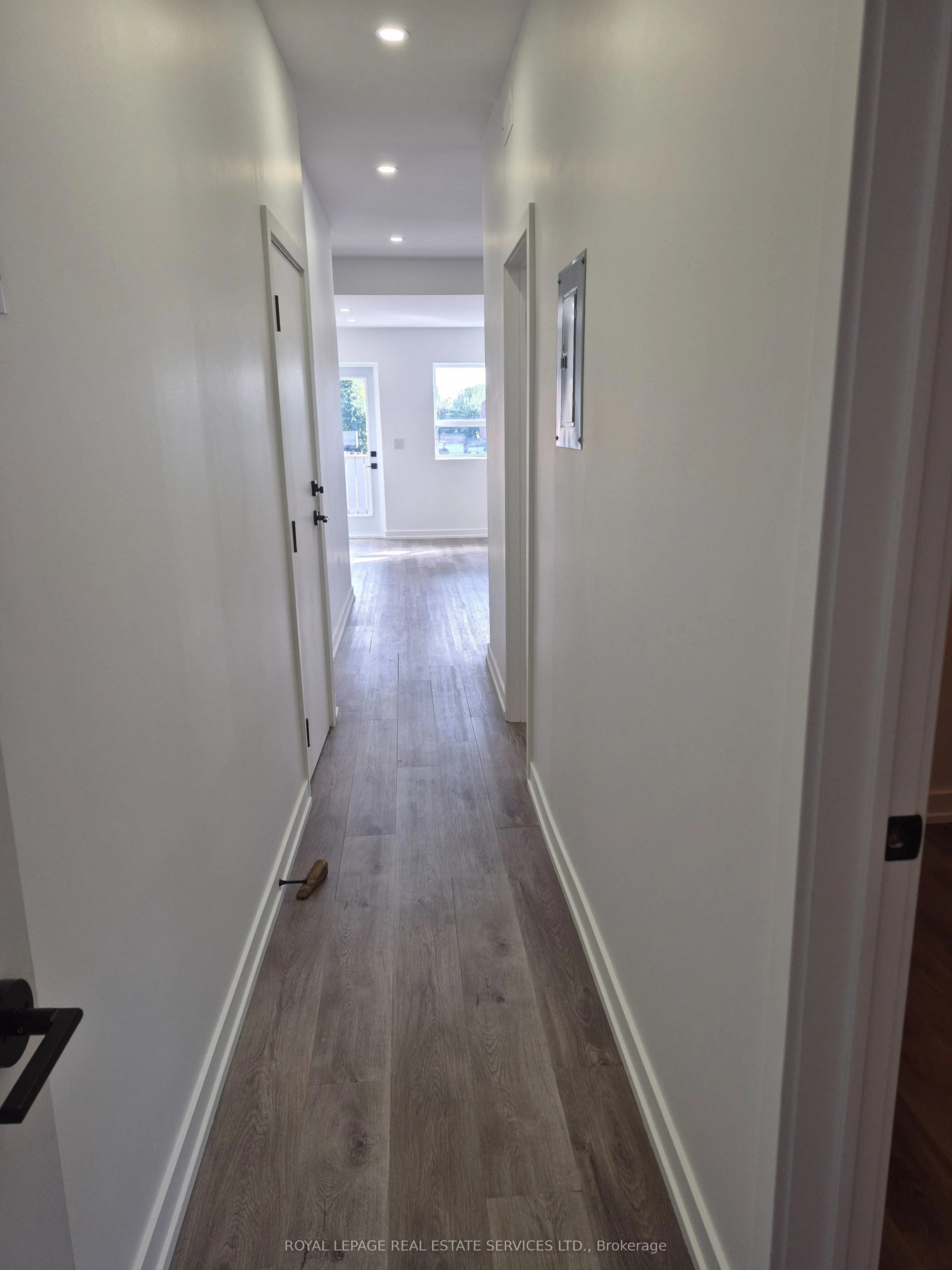 1073 College Street, #2nd Flr