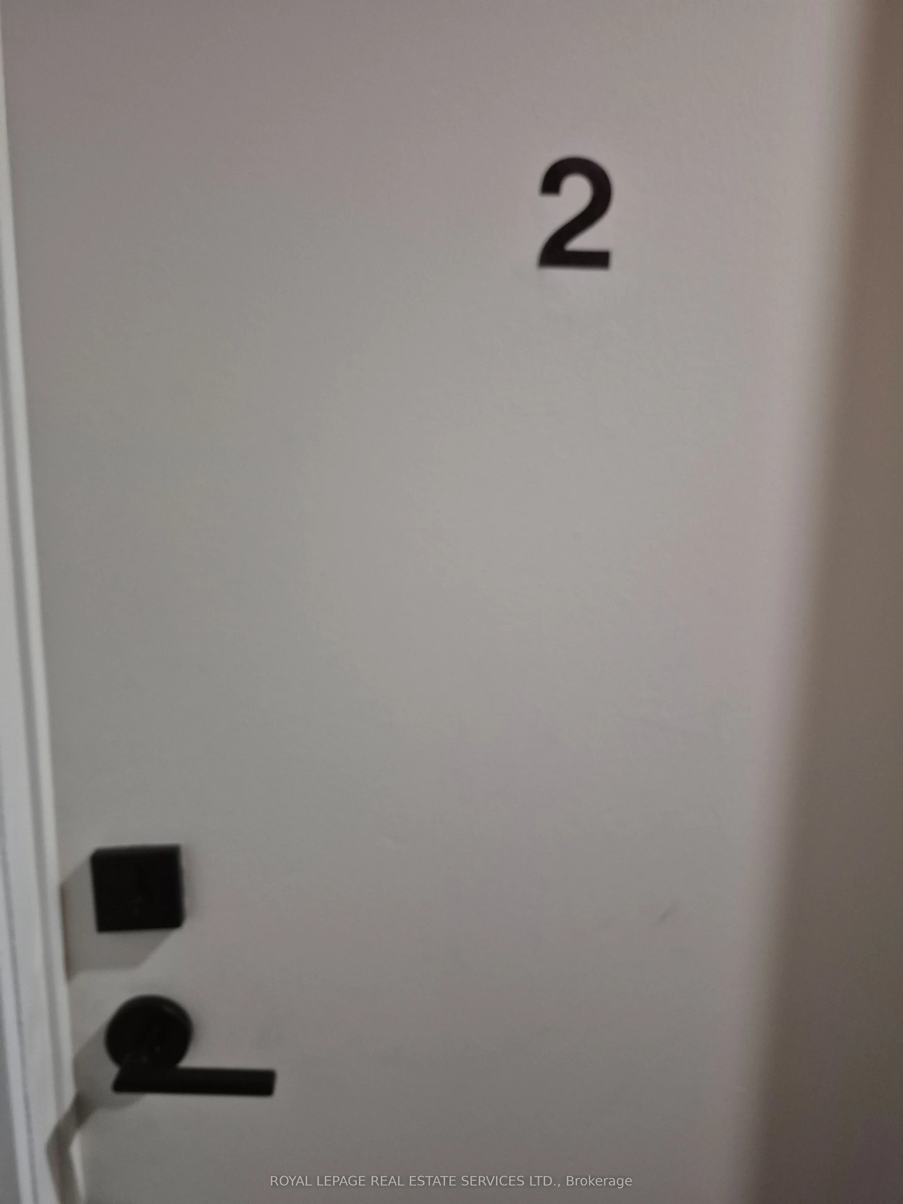 1073 College Street, #2nd Flr