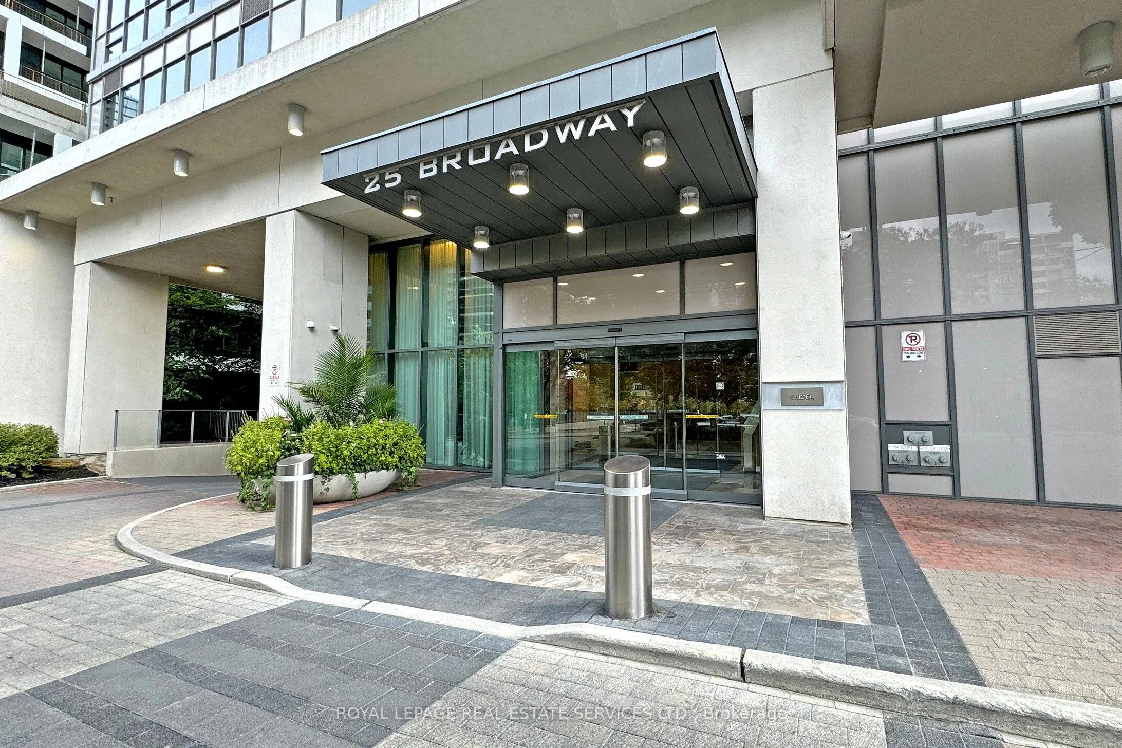 25 Broadway Avenue, #1806