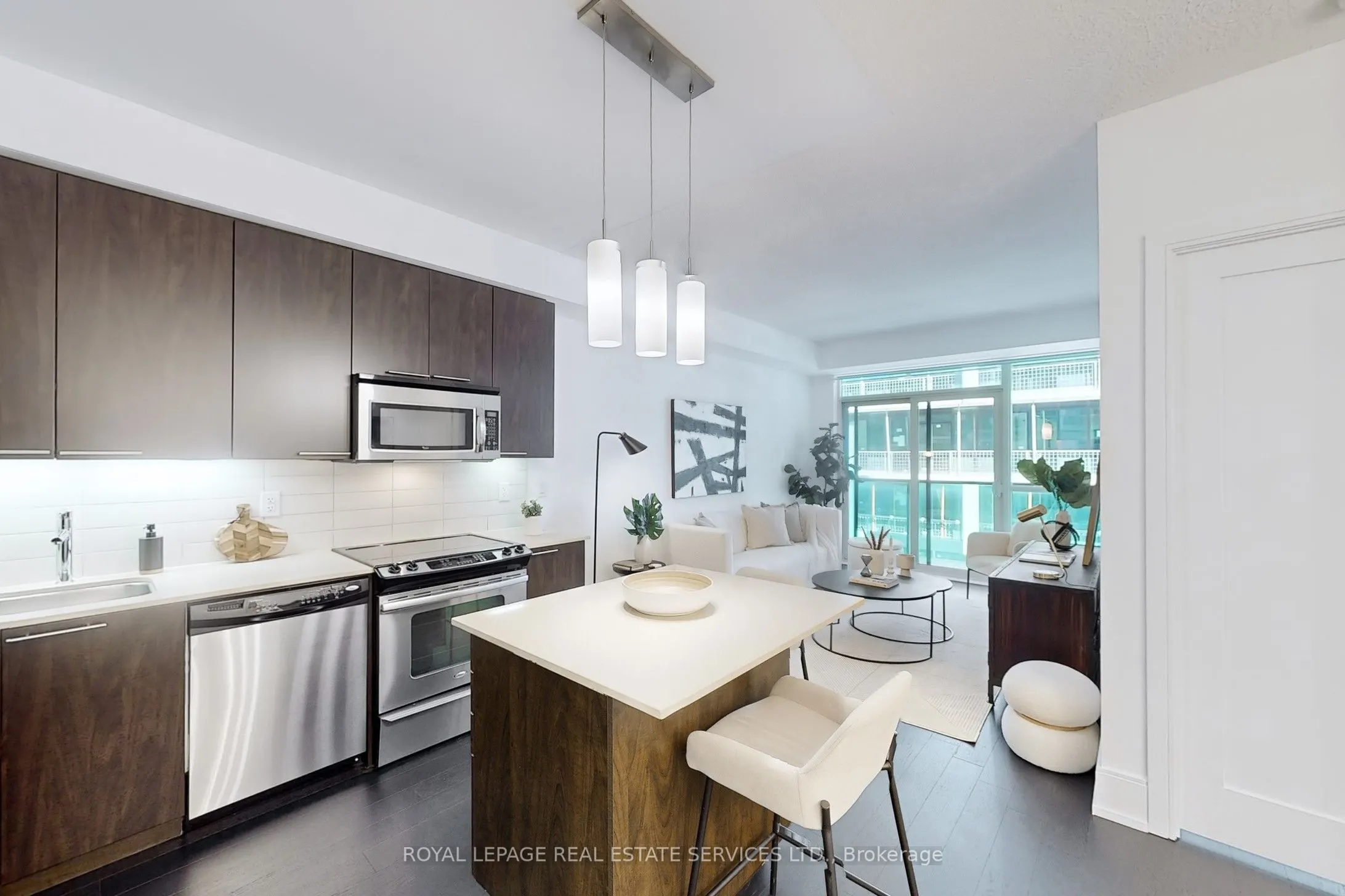 25 Broadway Avenue, #1806