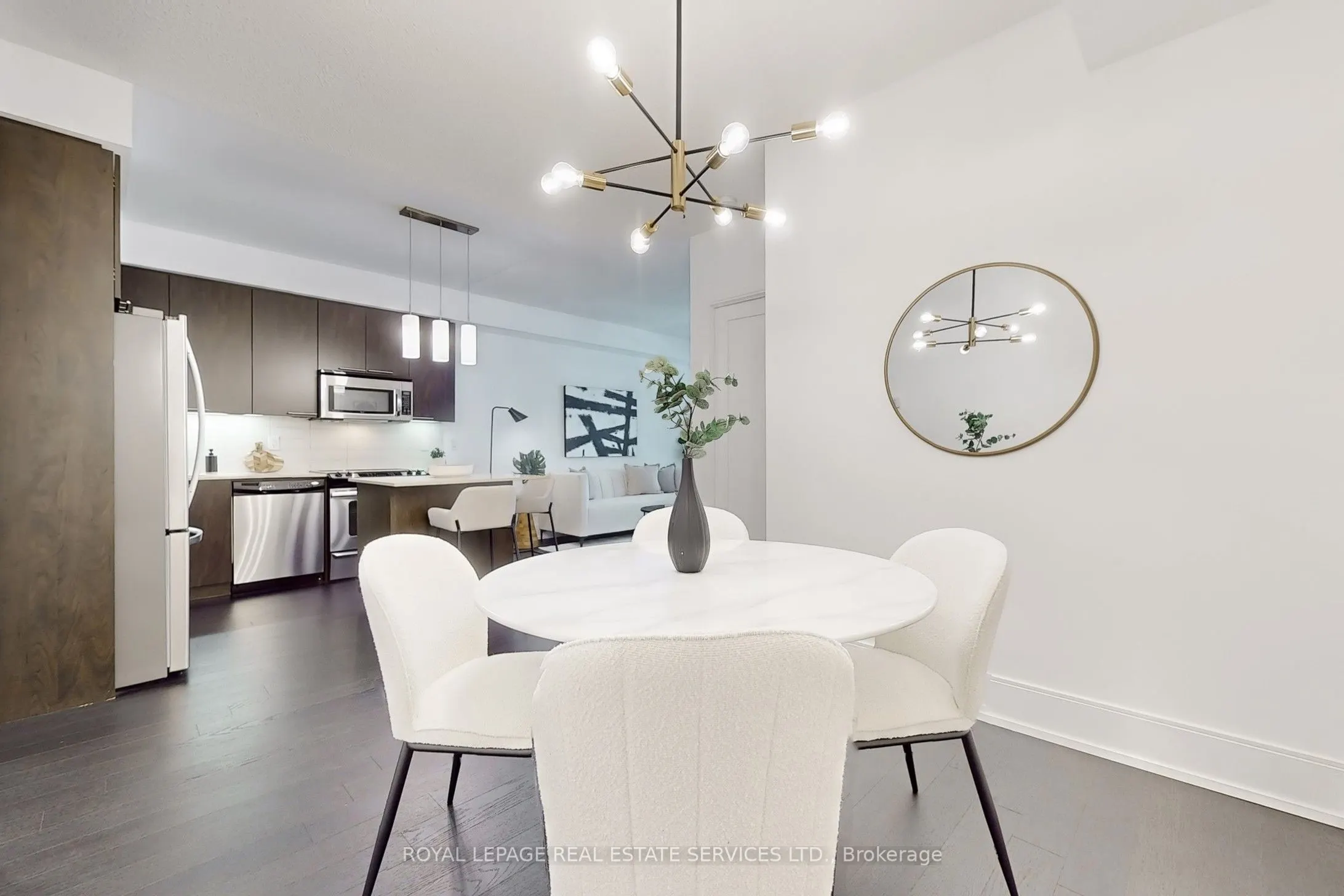 25 Broadway Avenue, #1806