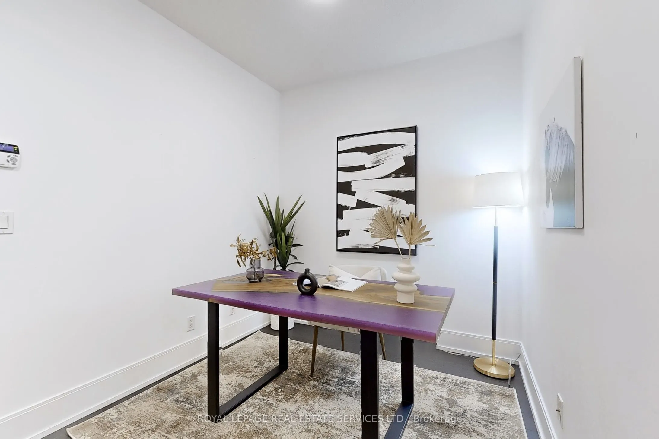 25 Broadway Avenue, #1806
