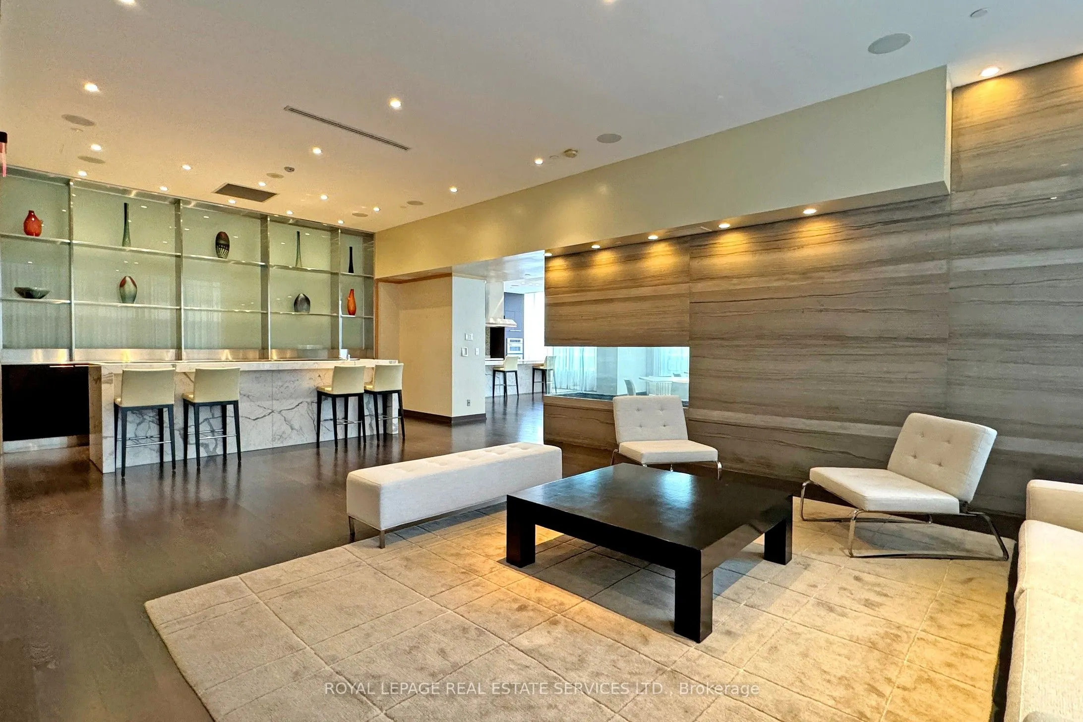 25 Broadway Avenue, #1806
