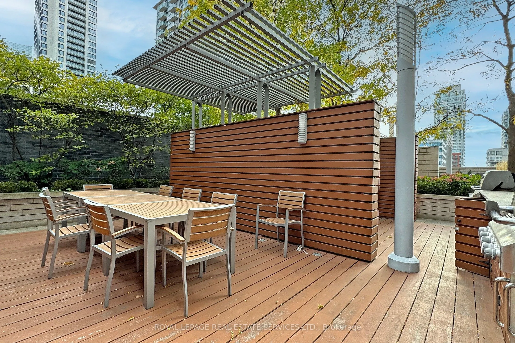 25 Broadway Avenue, #1806