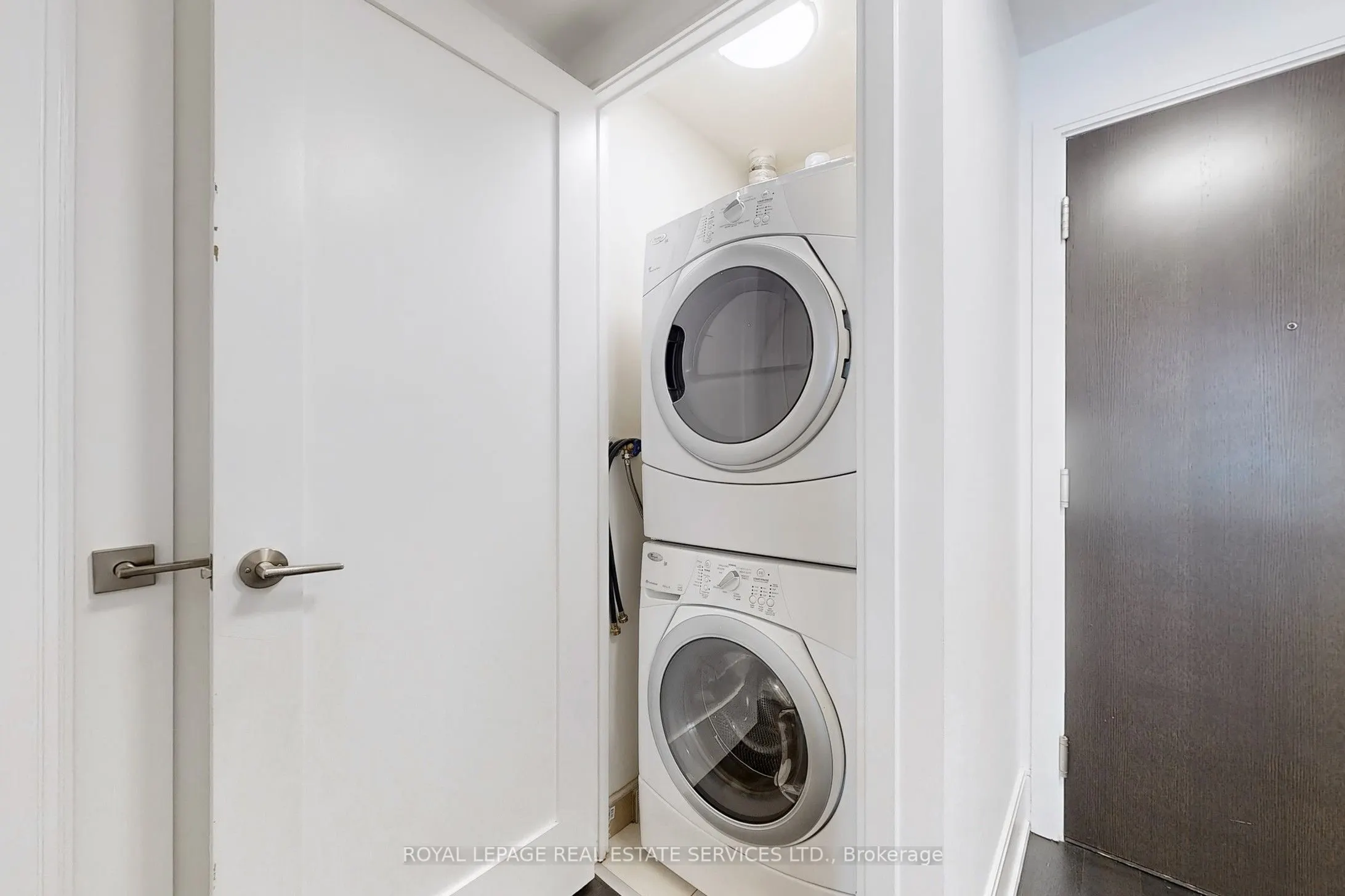 25 Broadway Avenue, #1806