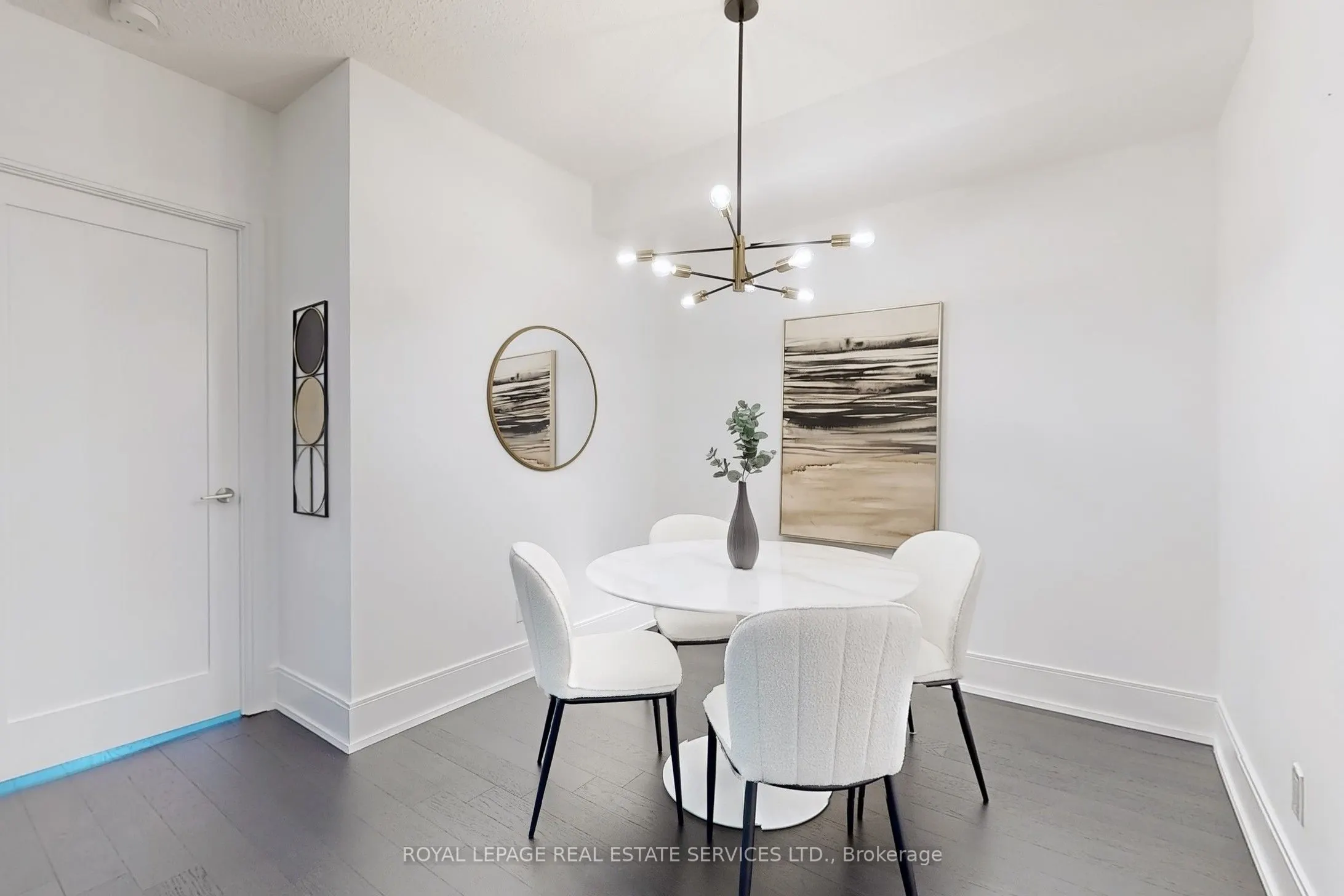 25 Broadway Avenue, #1806