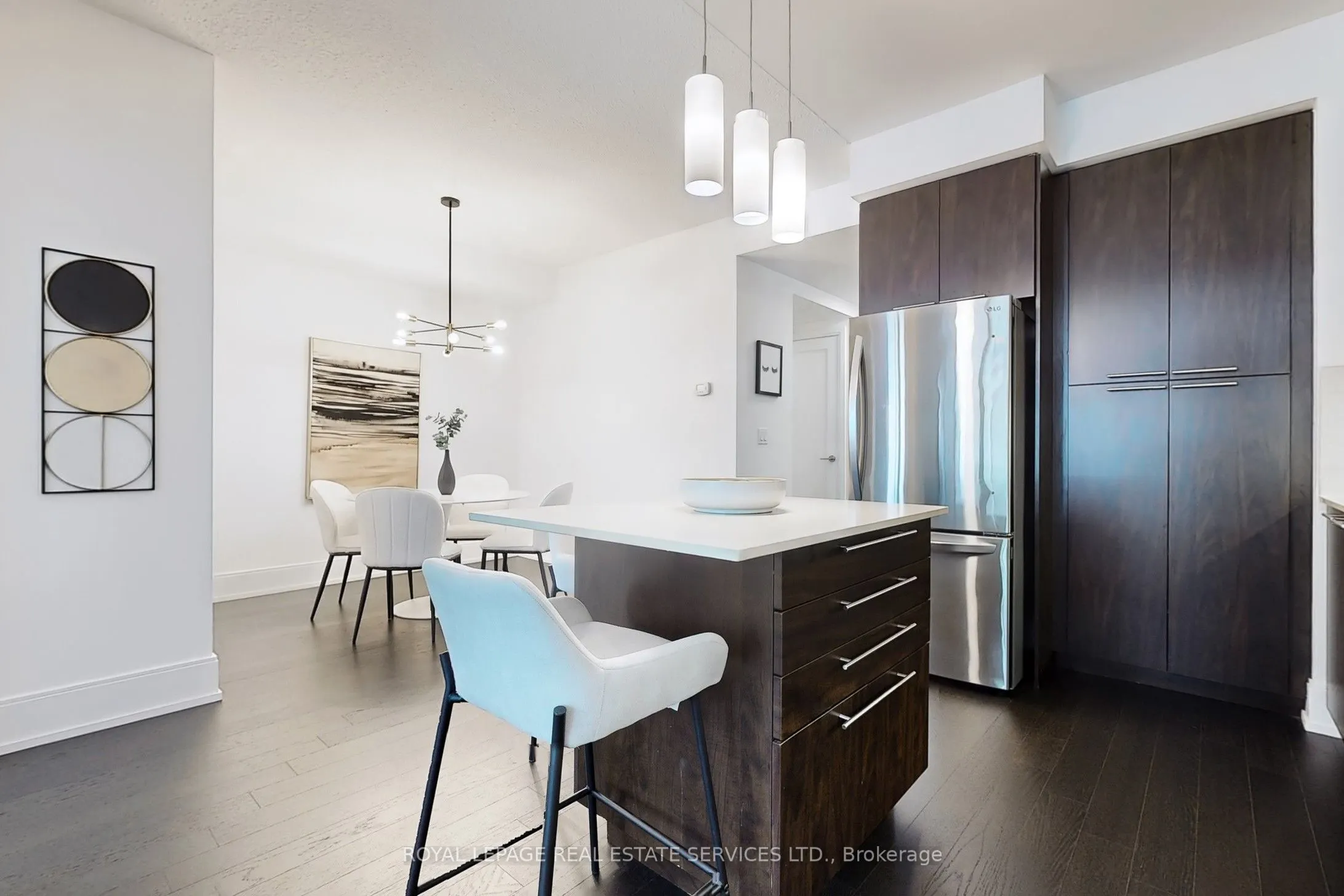 25 Broadway Avenue, #1806