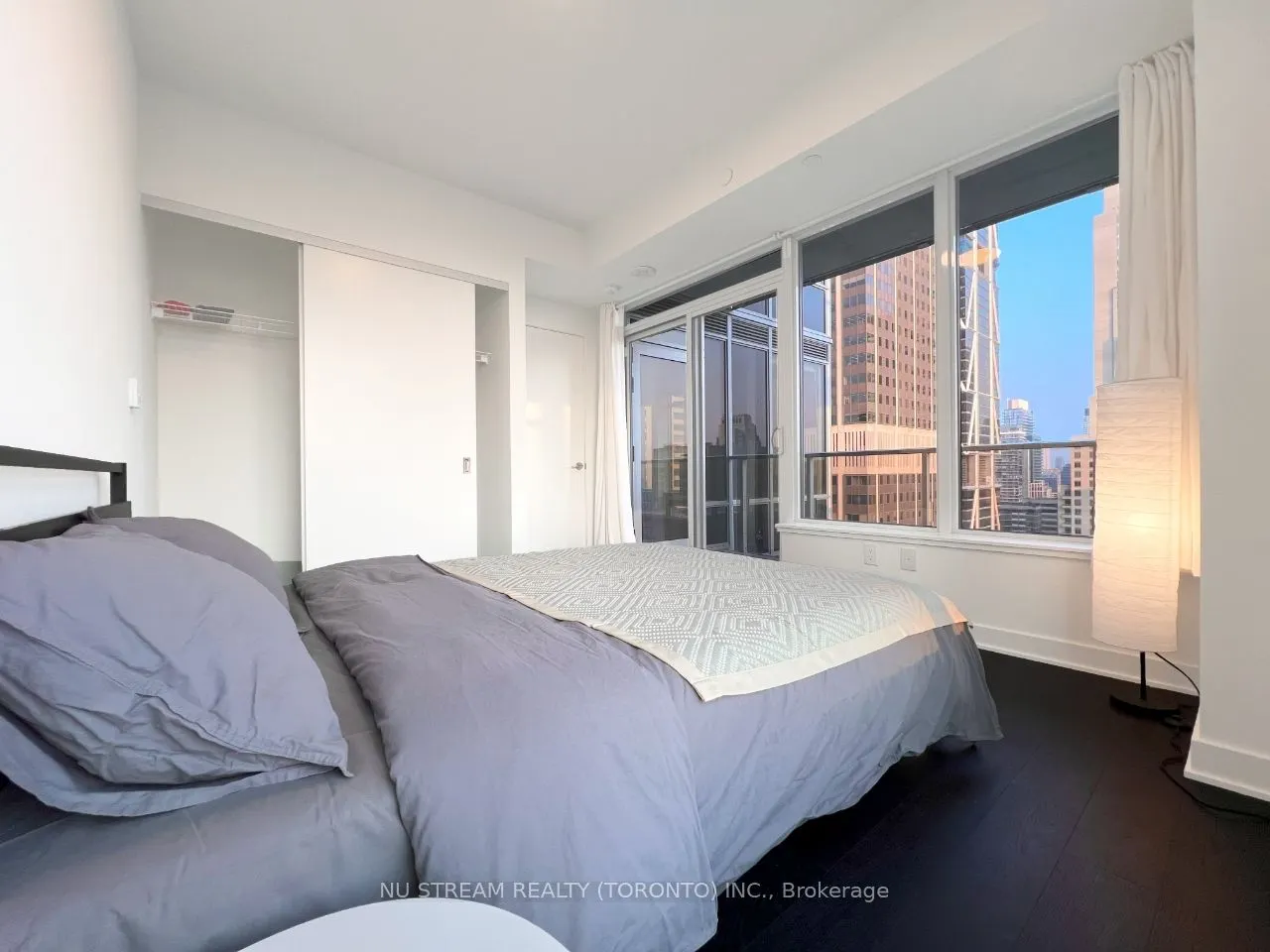 11 Yorkville Avenue, #2012