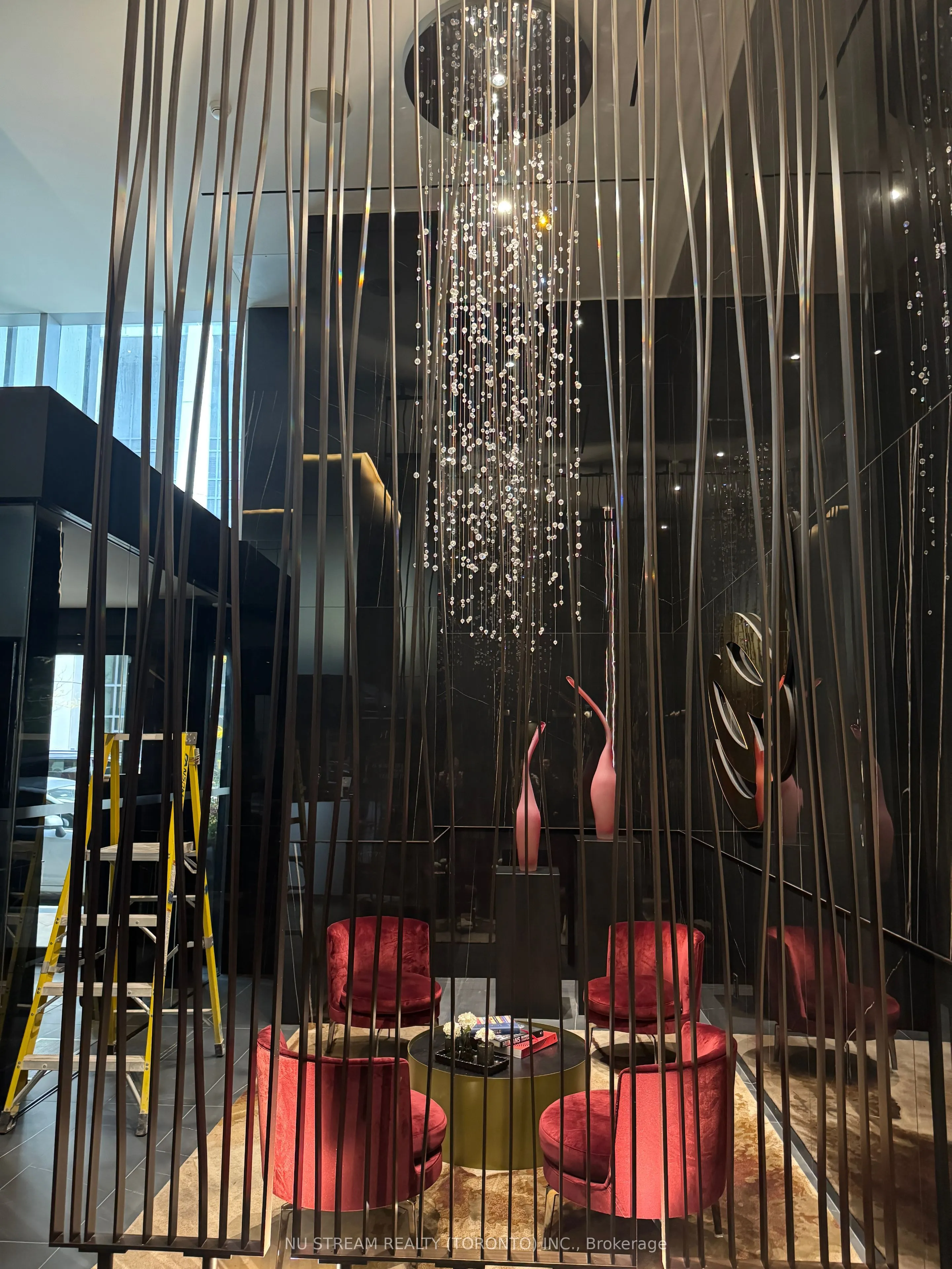 11 Yorkville Avenue, #2012