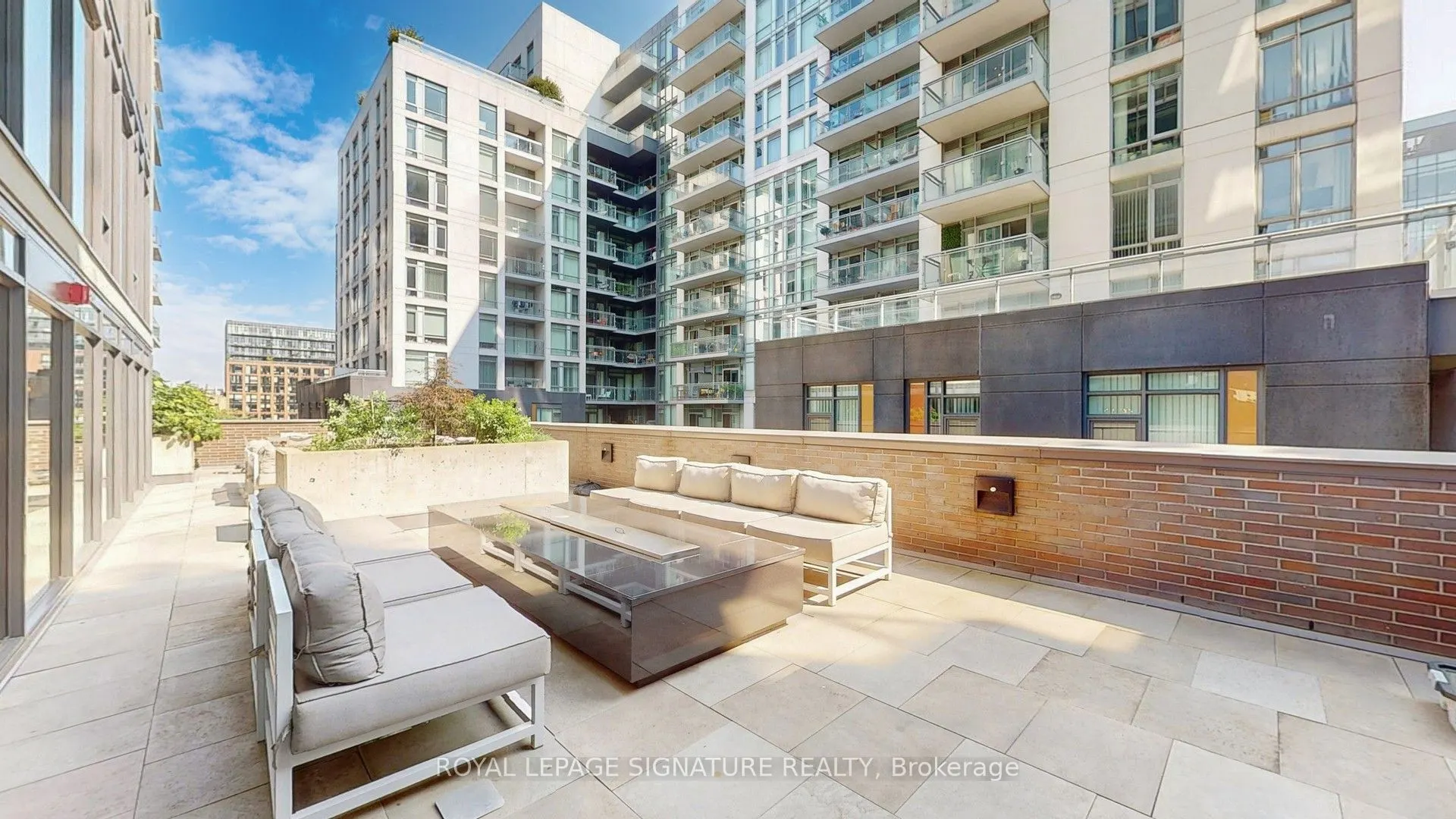 111 Bathurst Street, #1505