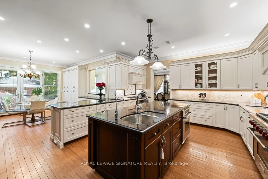 428 Glengrove Avenue