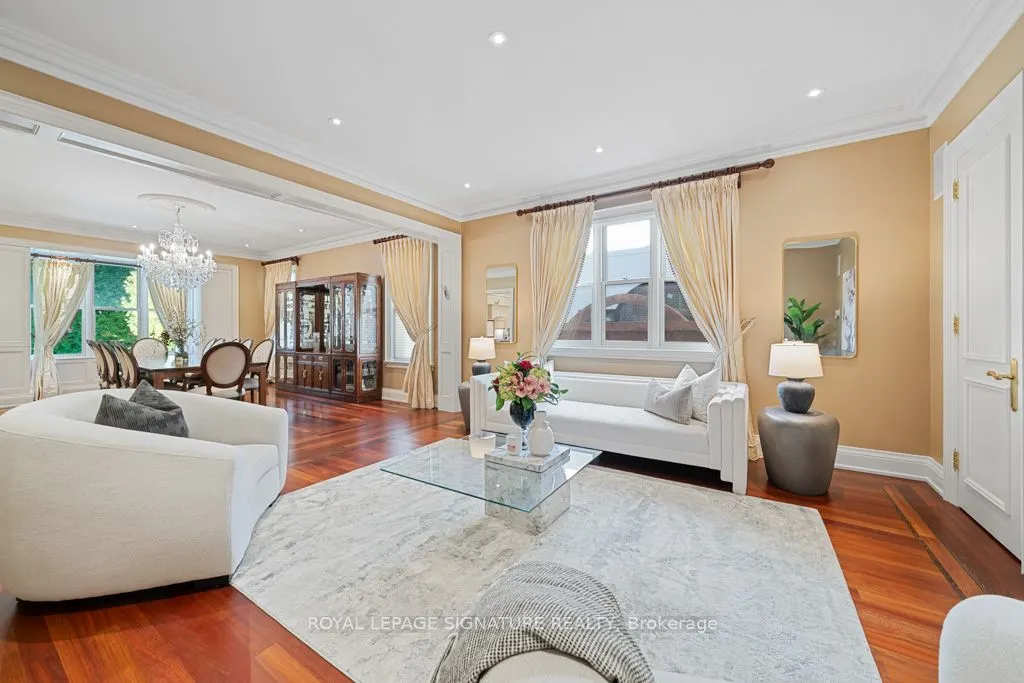 428 Glengrove Avenue