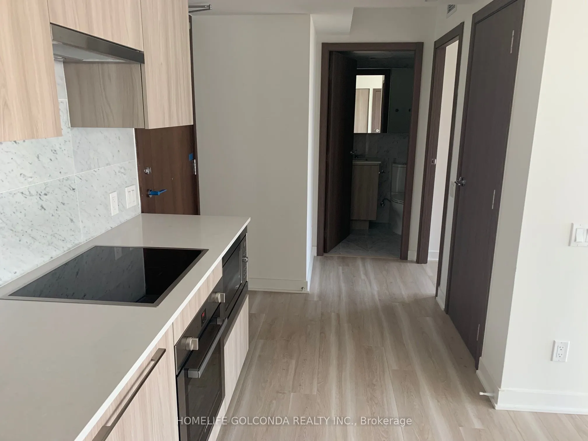 19 Bathurst Street, #1805