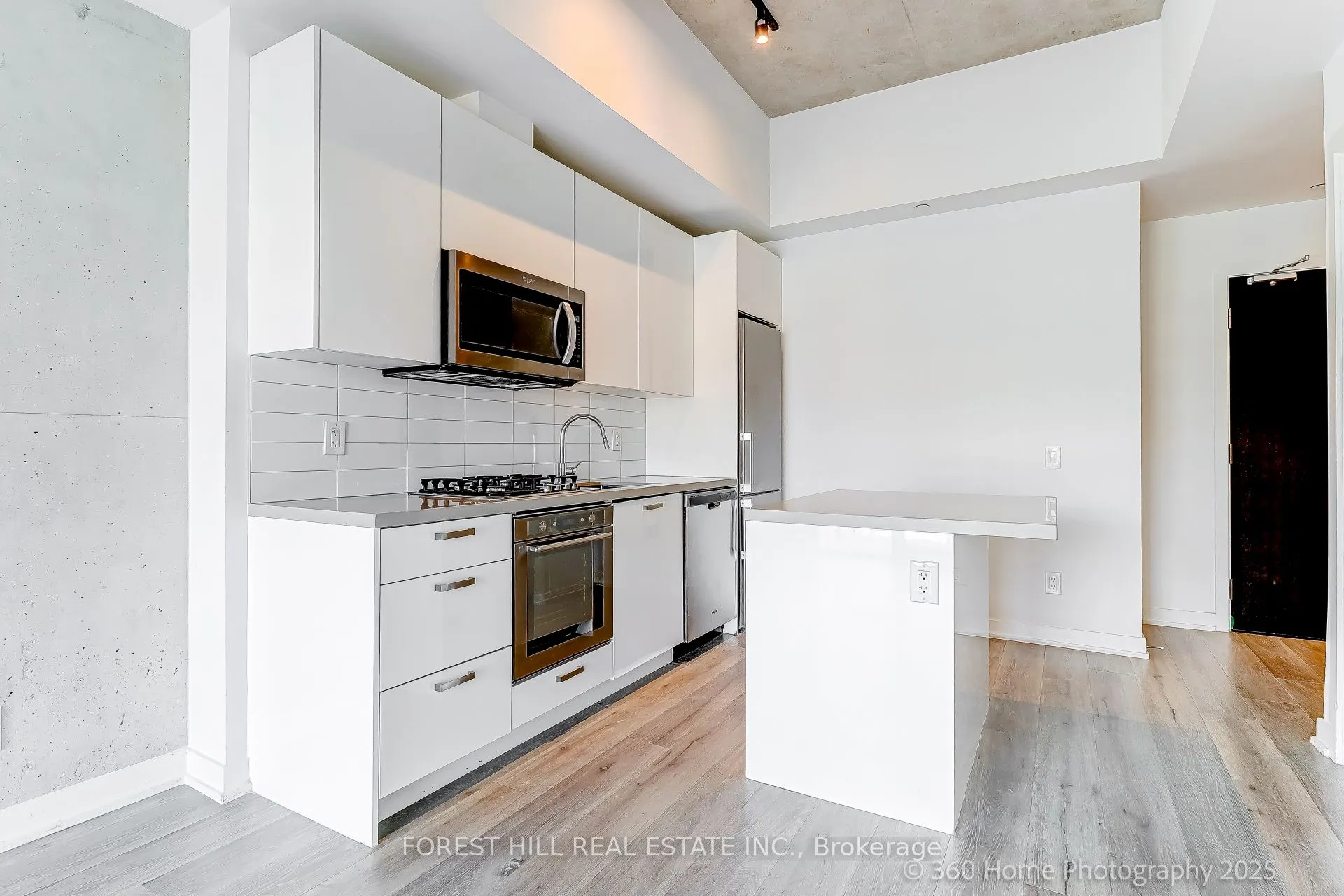 55 Ontario Street, #803