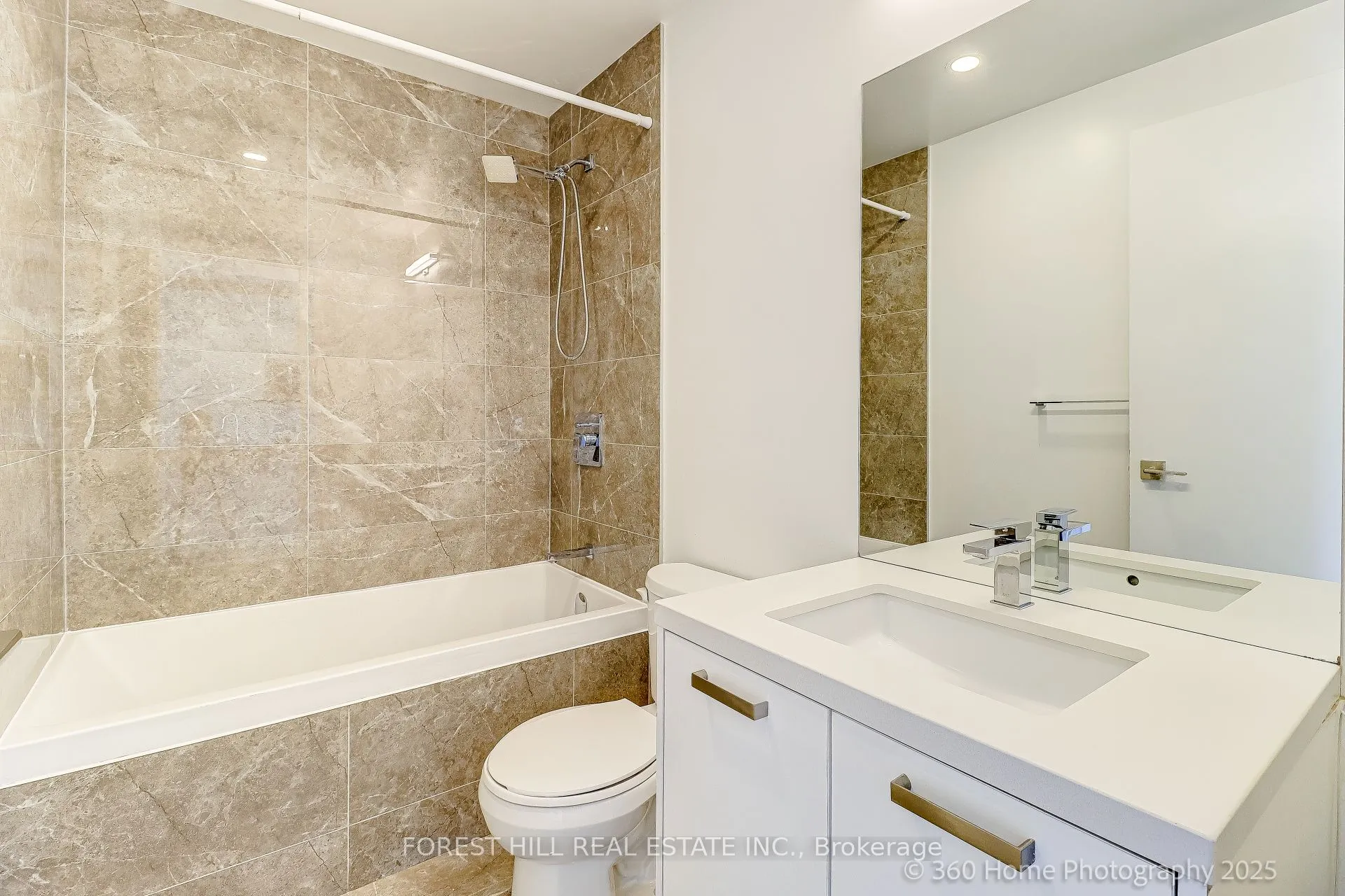 55 Ontario Street, #803