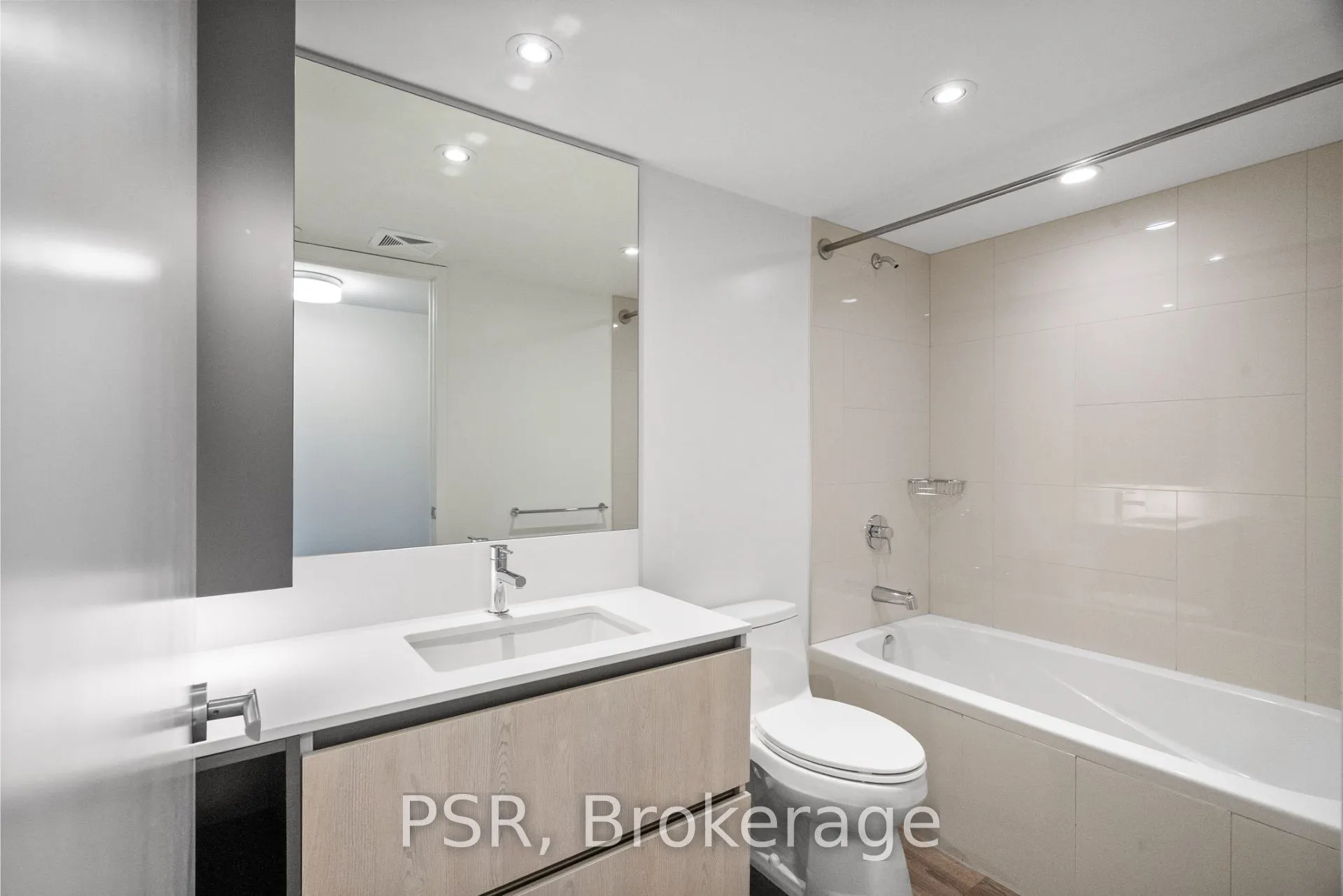 11 Ordnance Street, #319