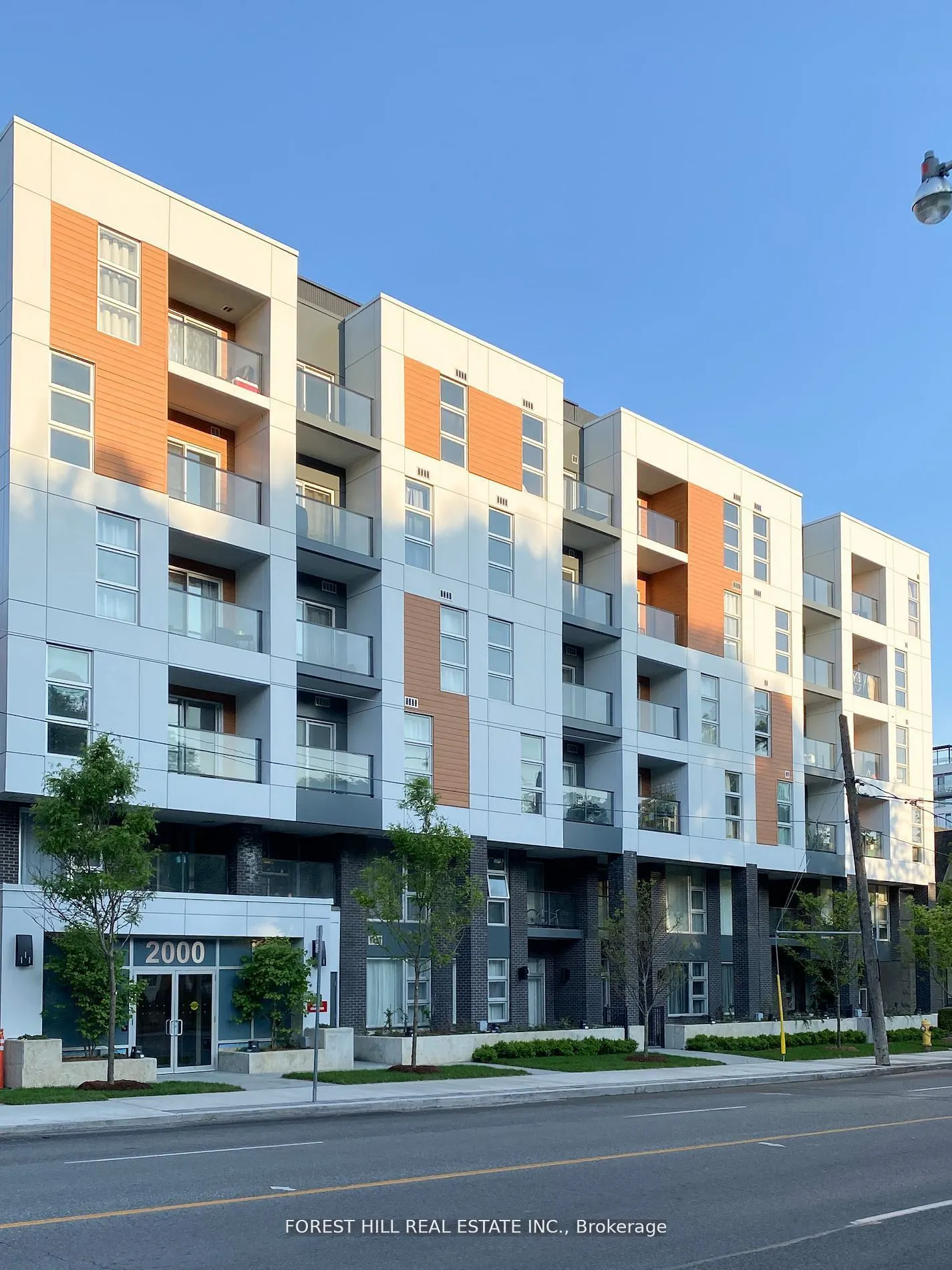 2000 Bathurst Street, #409