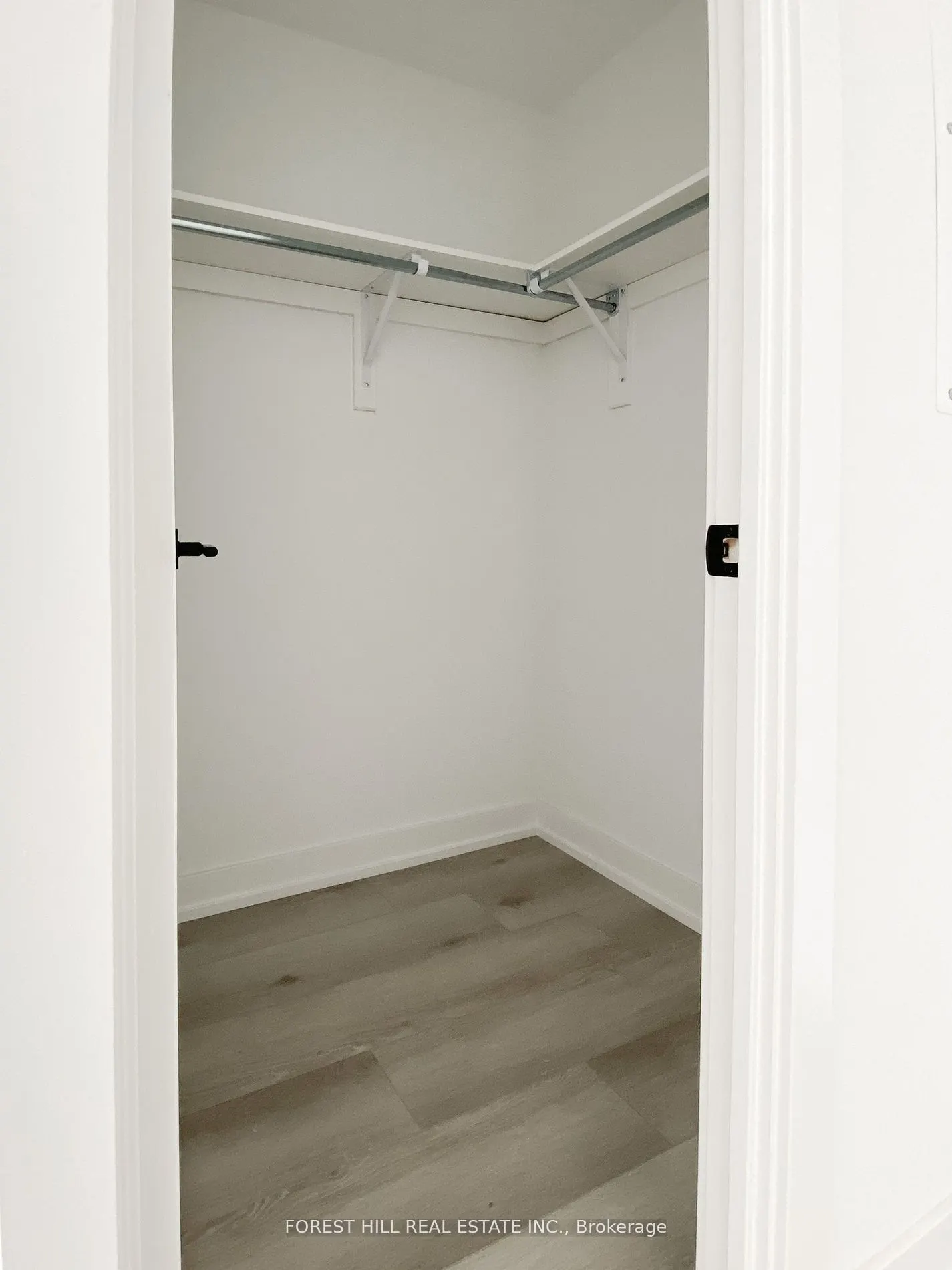 2000 Bathurst Street, #409
