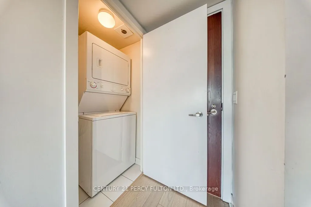 80 Western Battery Road, #411